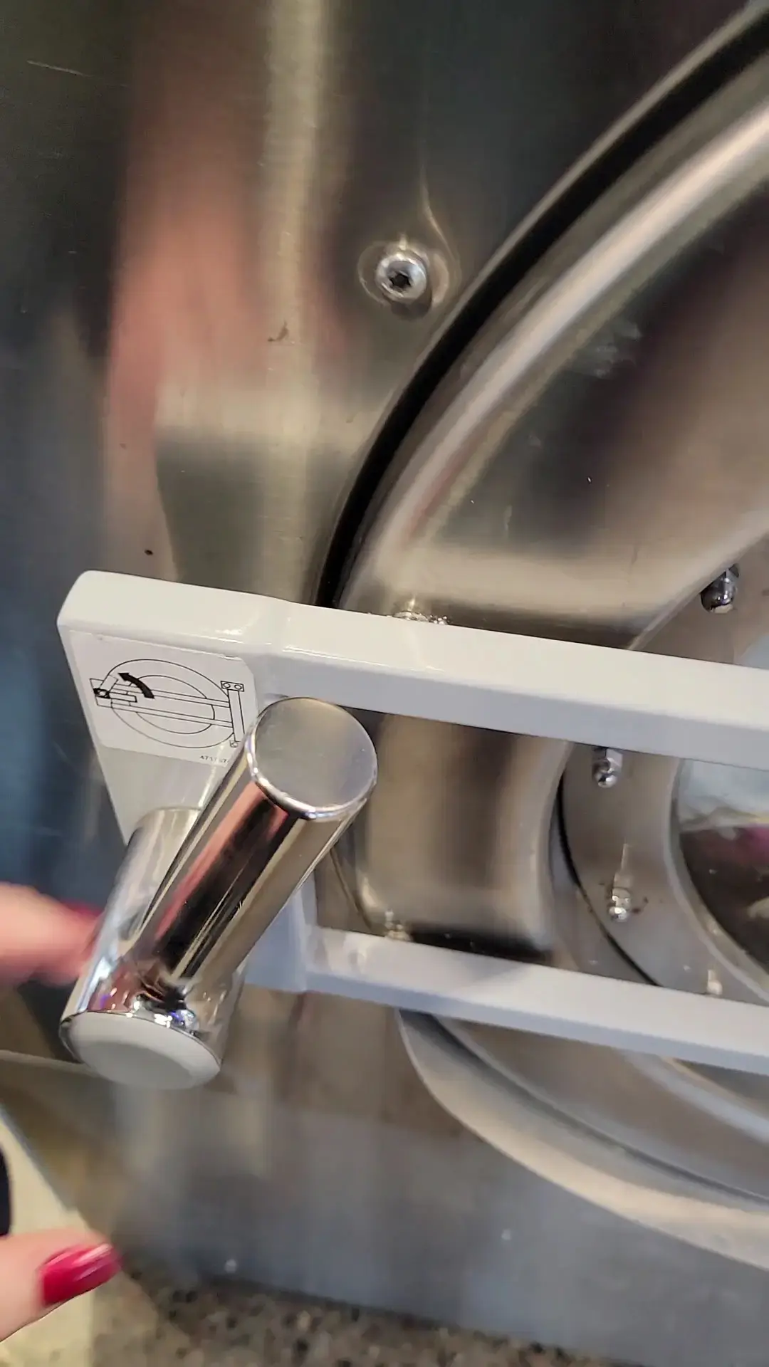 Tumble Fresh Coin Laundry - Image 19