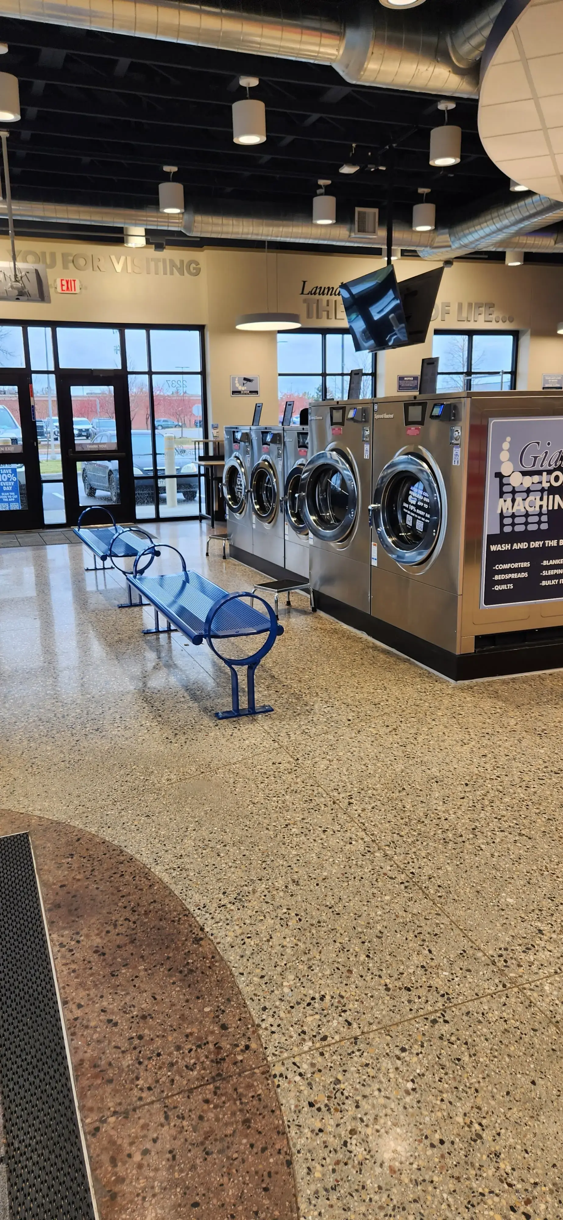 Tumble Fresh Coin Laundry thumbnail 17