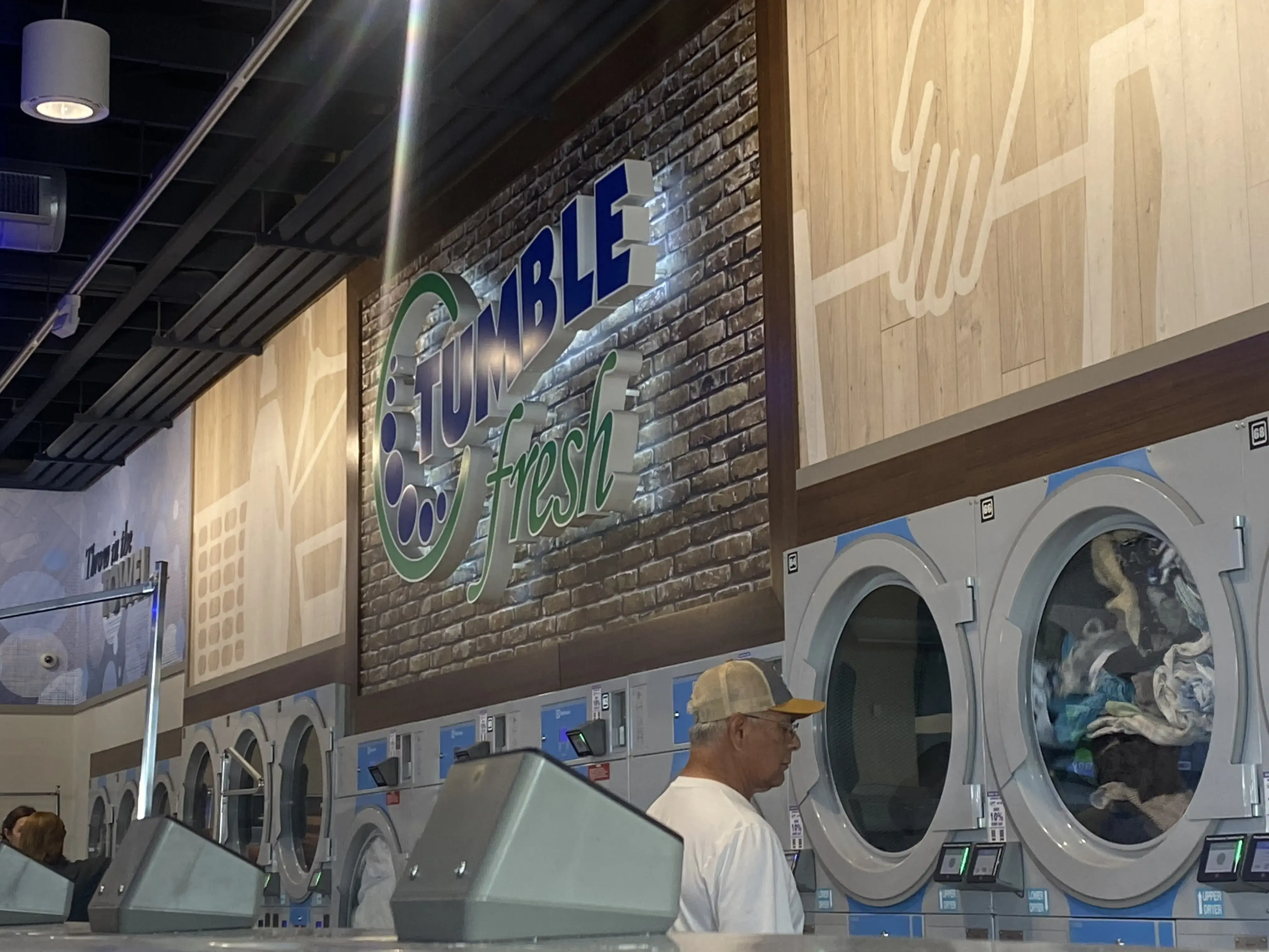 Tumble Fresh Coin Laundry thumbnail 16