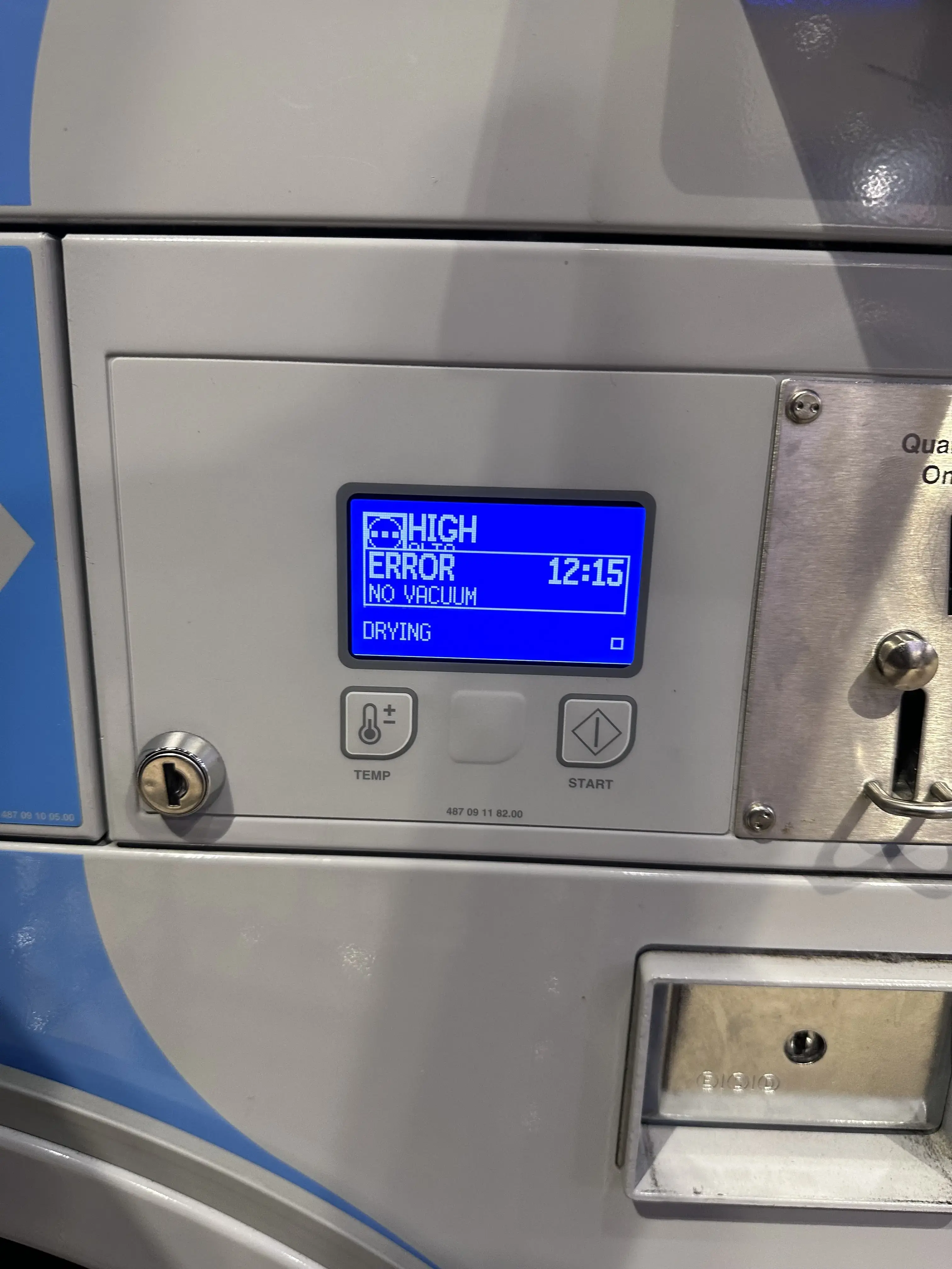 Tumble Fresh Coin Laundry - Image 17
