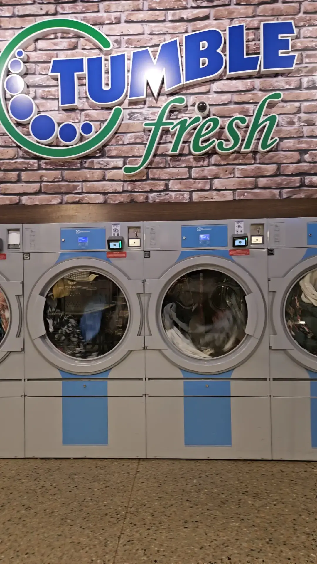 Tumble Fresh Coin Laundry thumbnail 18