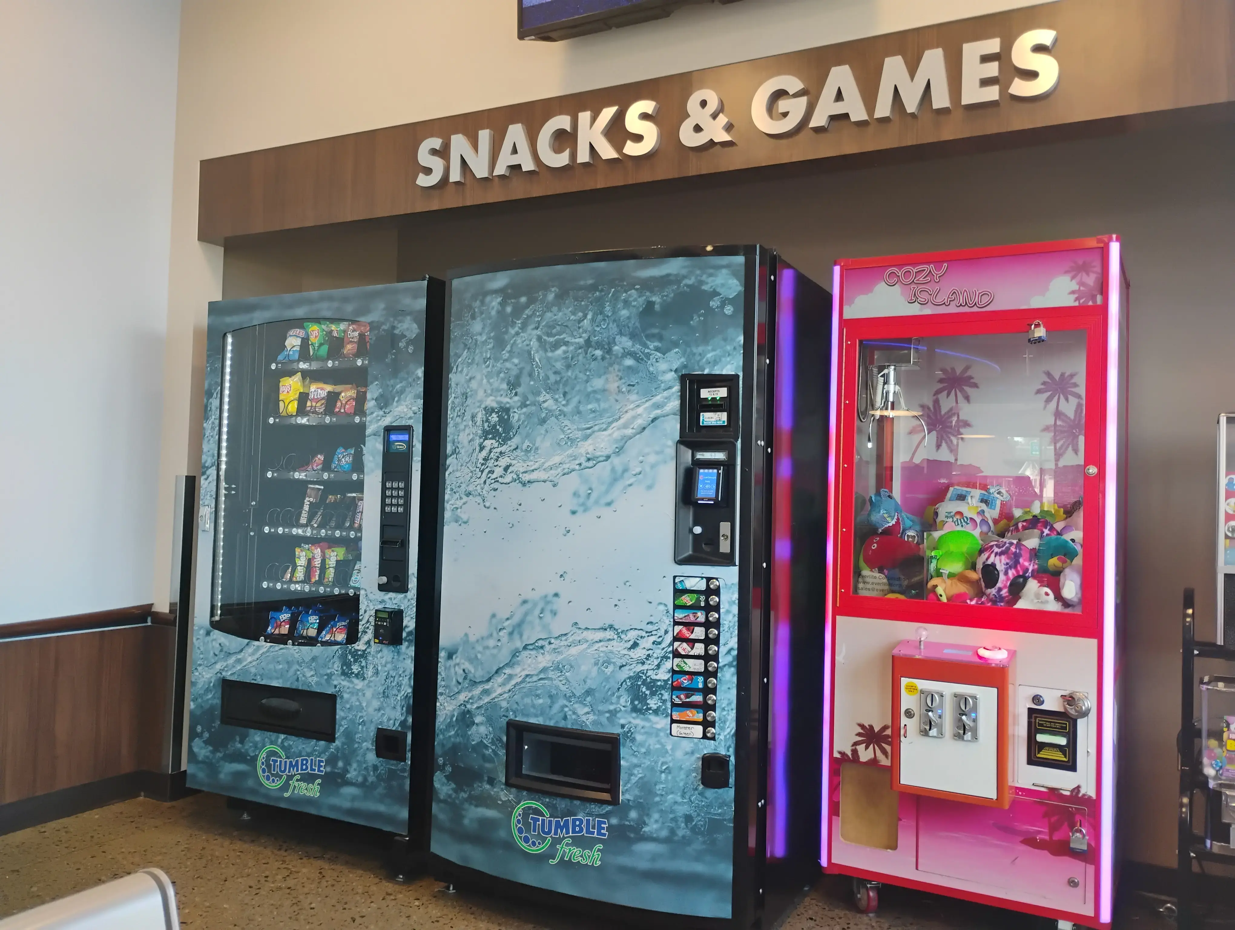 Tumble Fresh Coin Laundry - Image 6