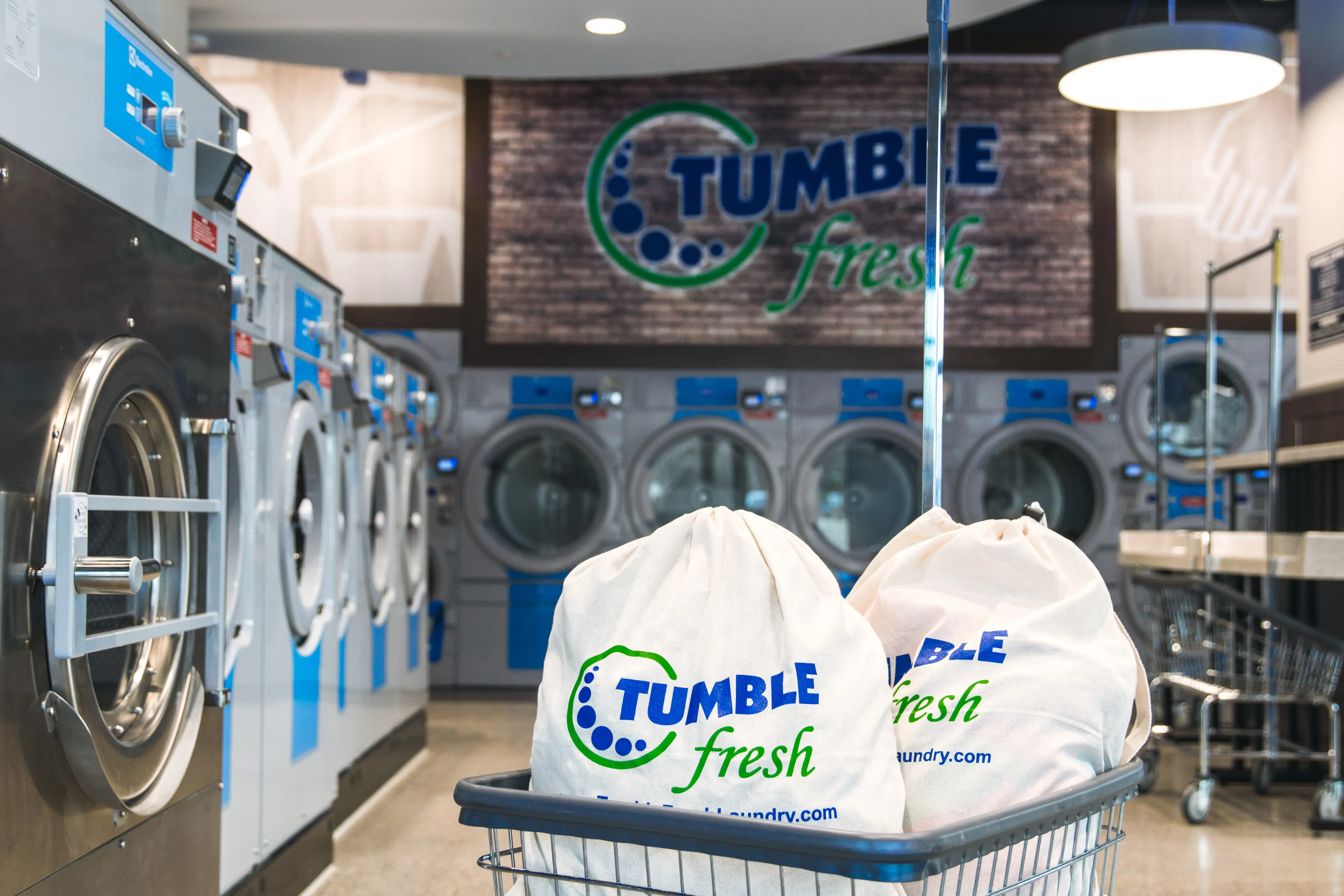 Tumble Fresh Coin Laundry - Image 13