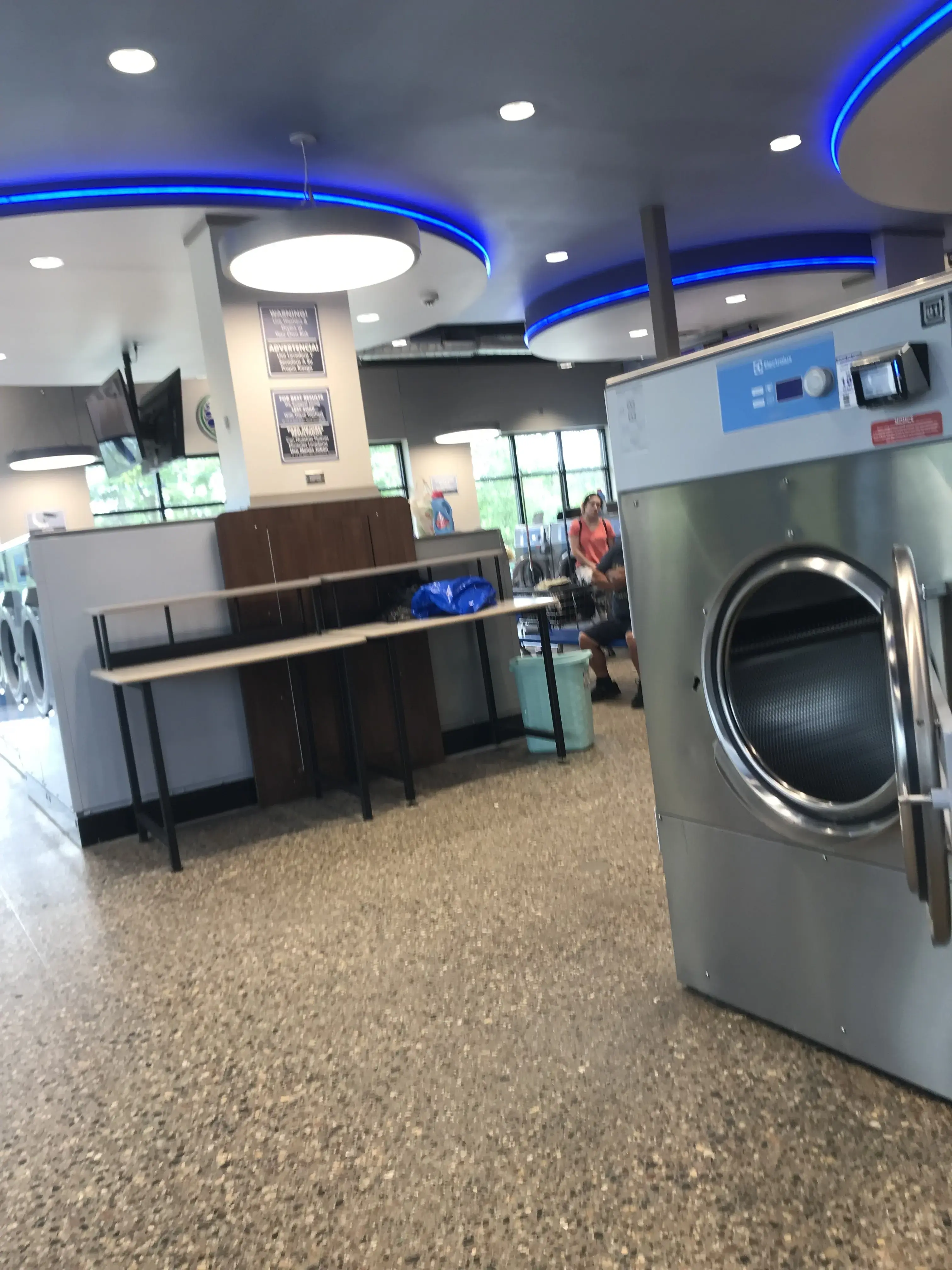Tumble Fresh Coin Laundry thumbnail 18