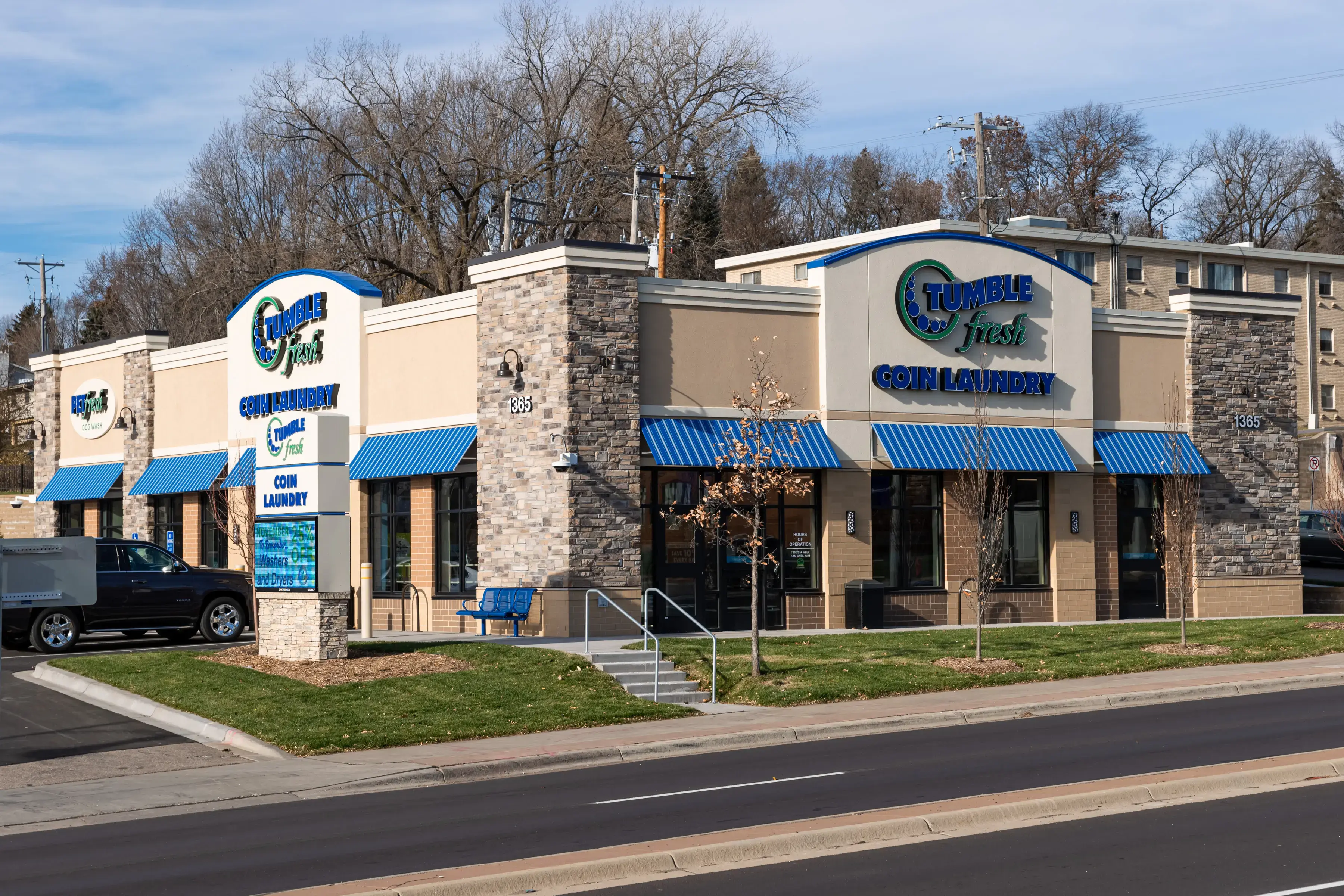 Tumble Fresh Coin Laundry - Image 3