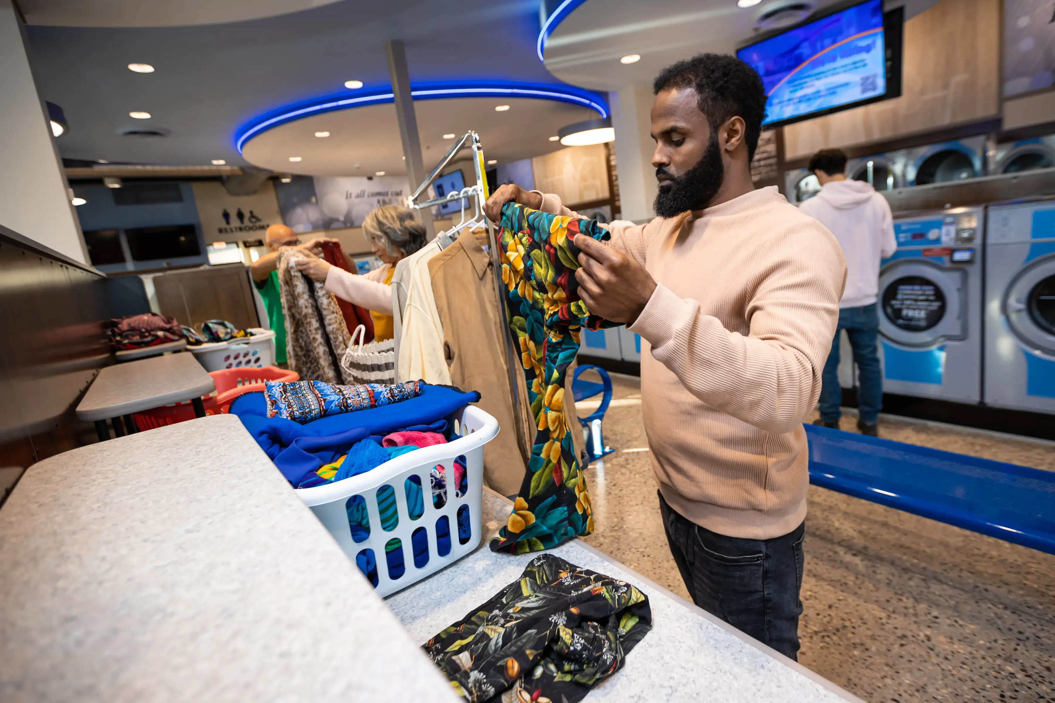 Tumble Fresh Coin Laundry - Image 11