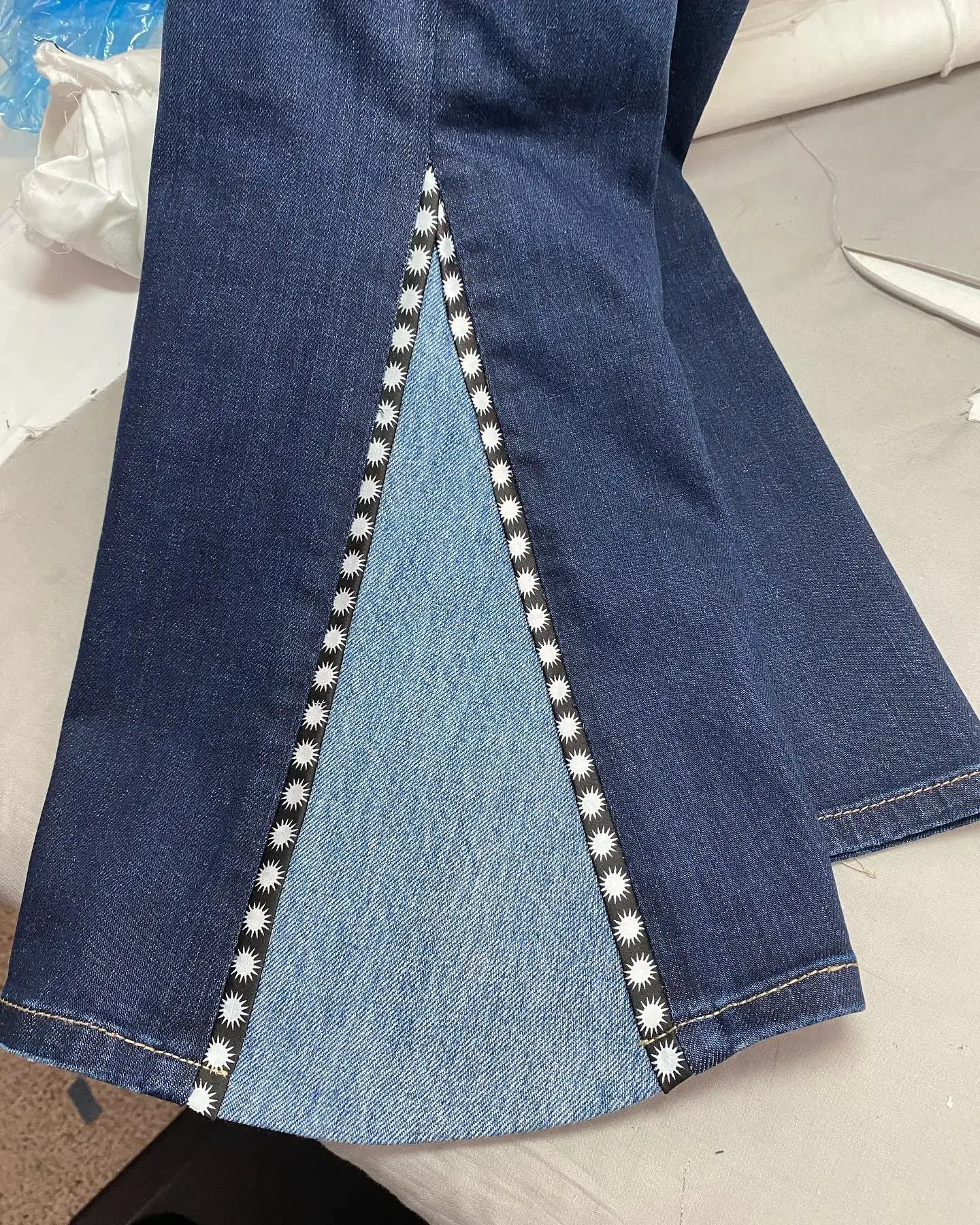 Tumble In Dry Cleaners & Laundry thumbnail 7