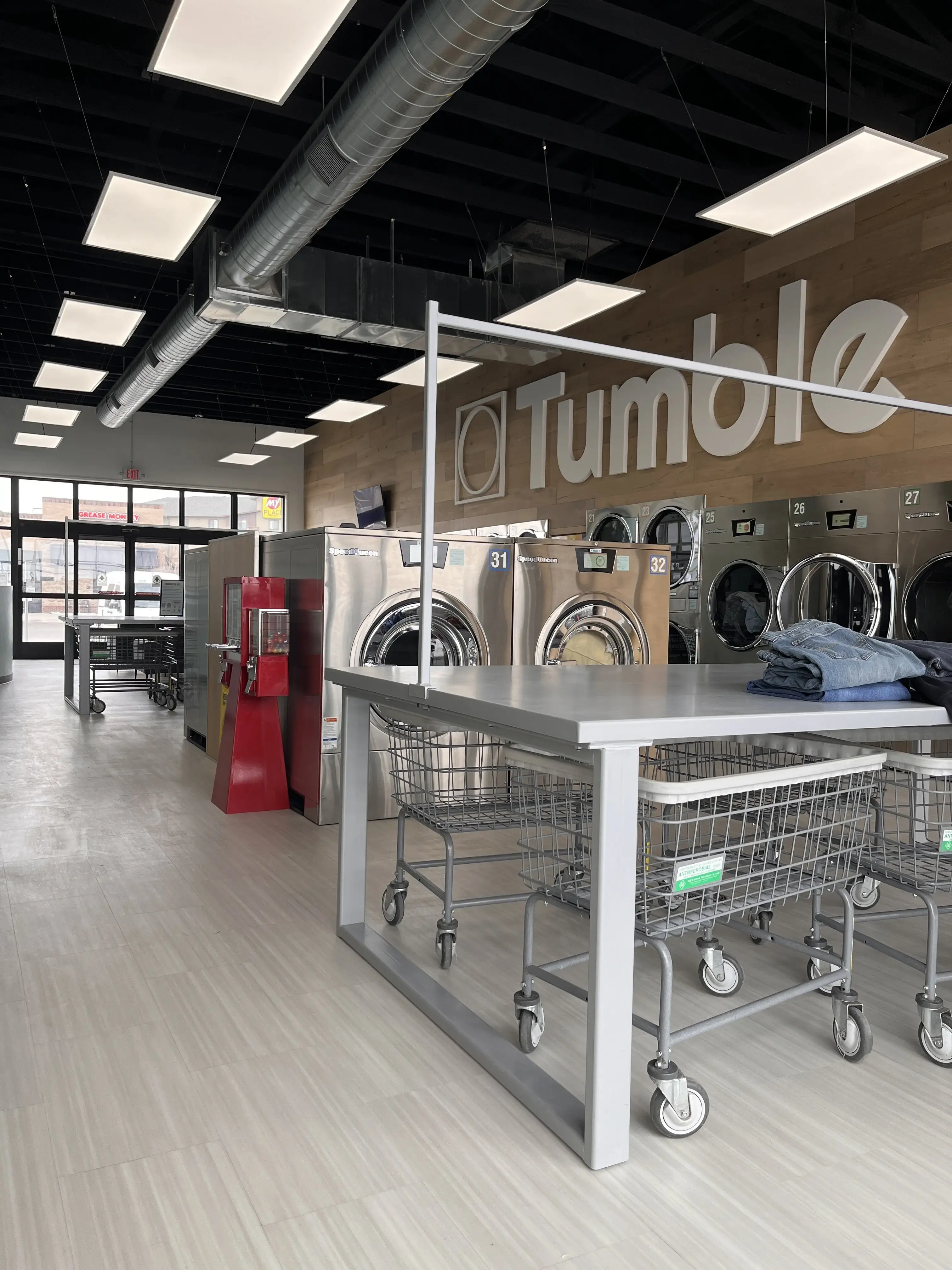 Tumble Laundry - Image 6