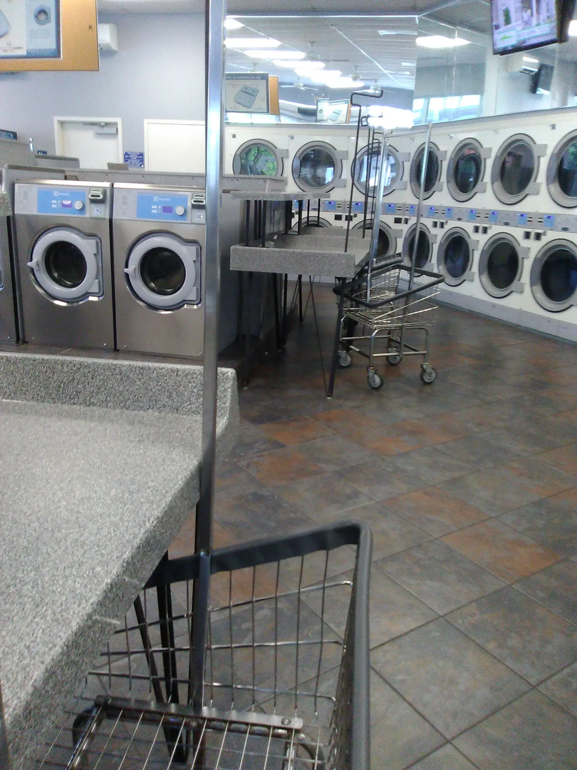 Tumbles Laundry Spa location