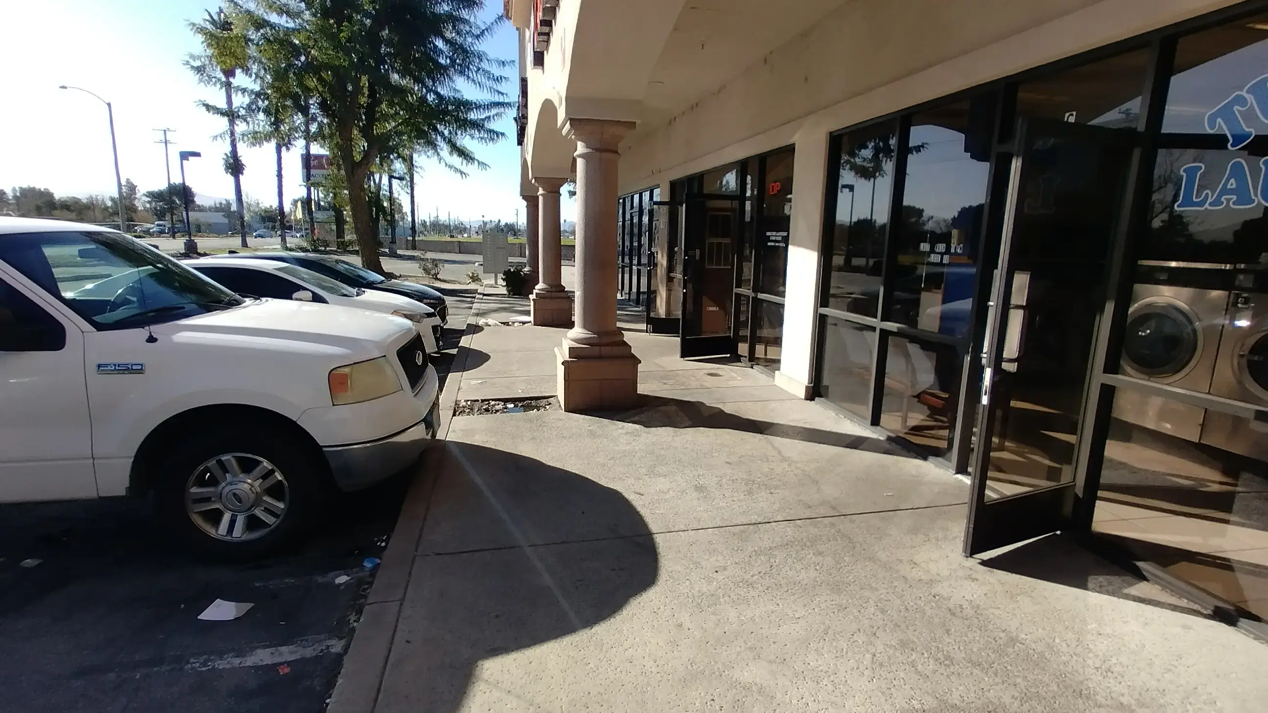 Tumbletime Laundromat - Image 4
