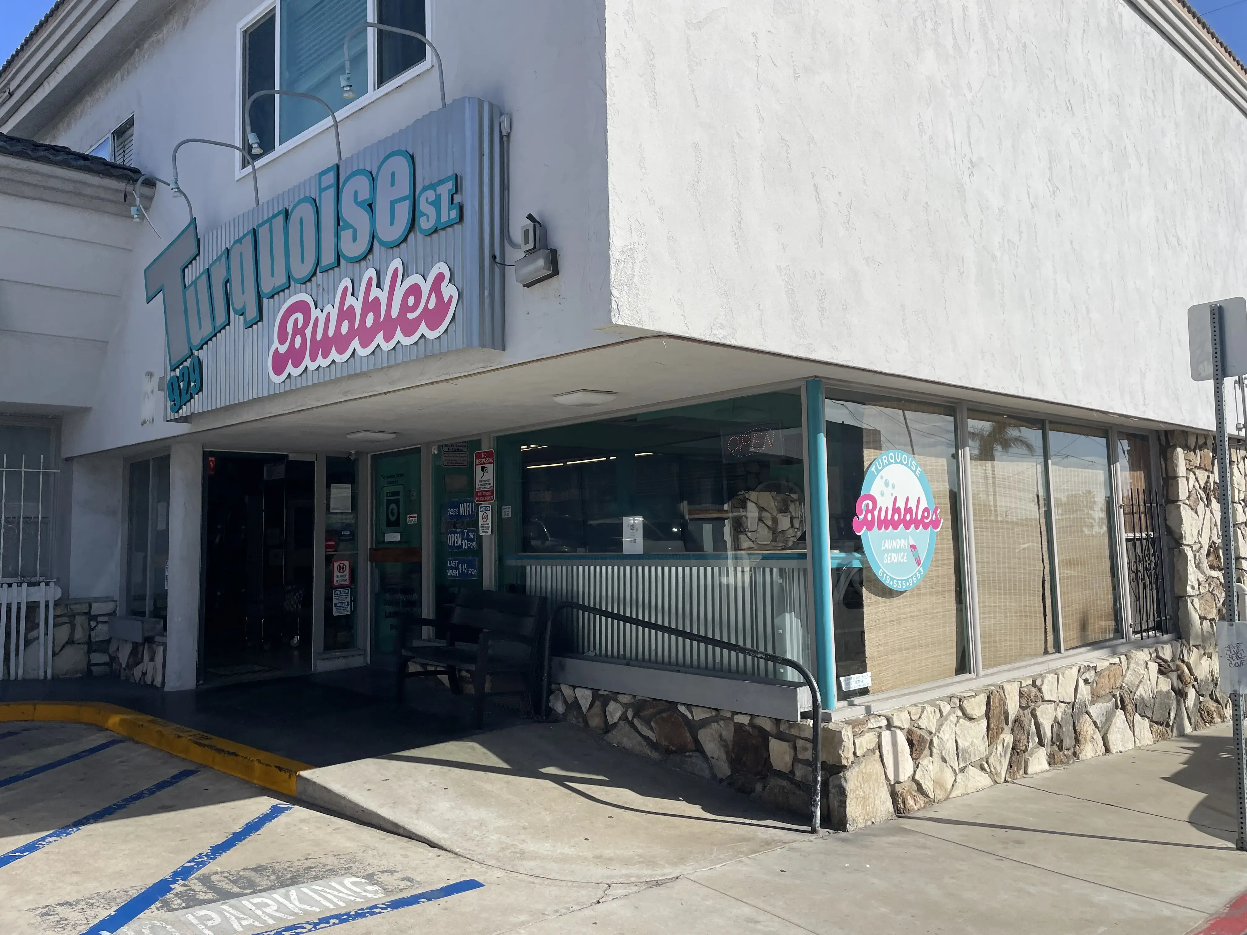 Turquoise Bubbles (formerly Turquoise St. Laundry) - Image 1