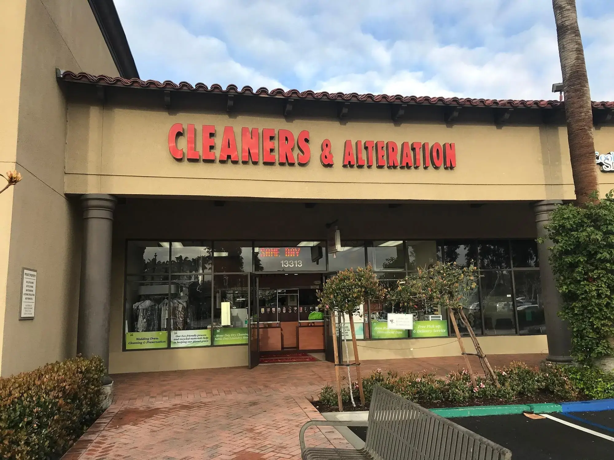 Tustin Ranch Cleaners location