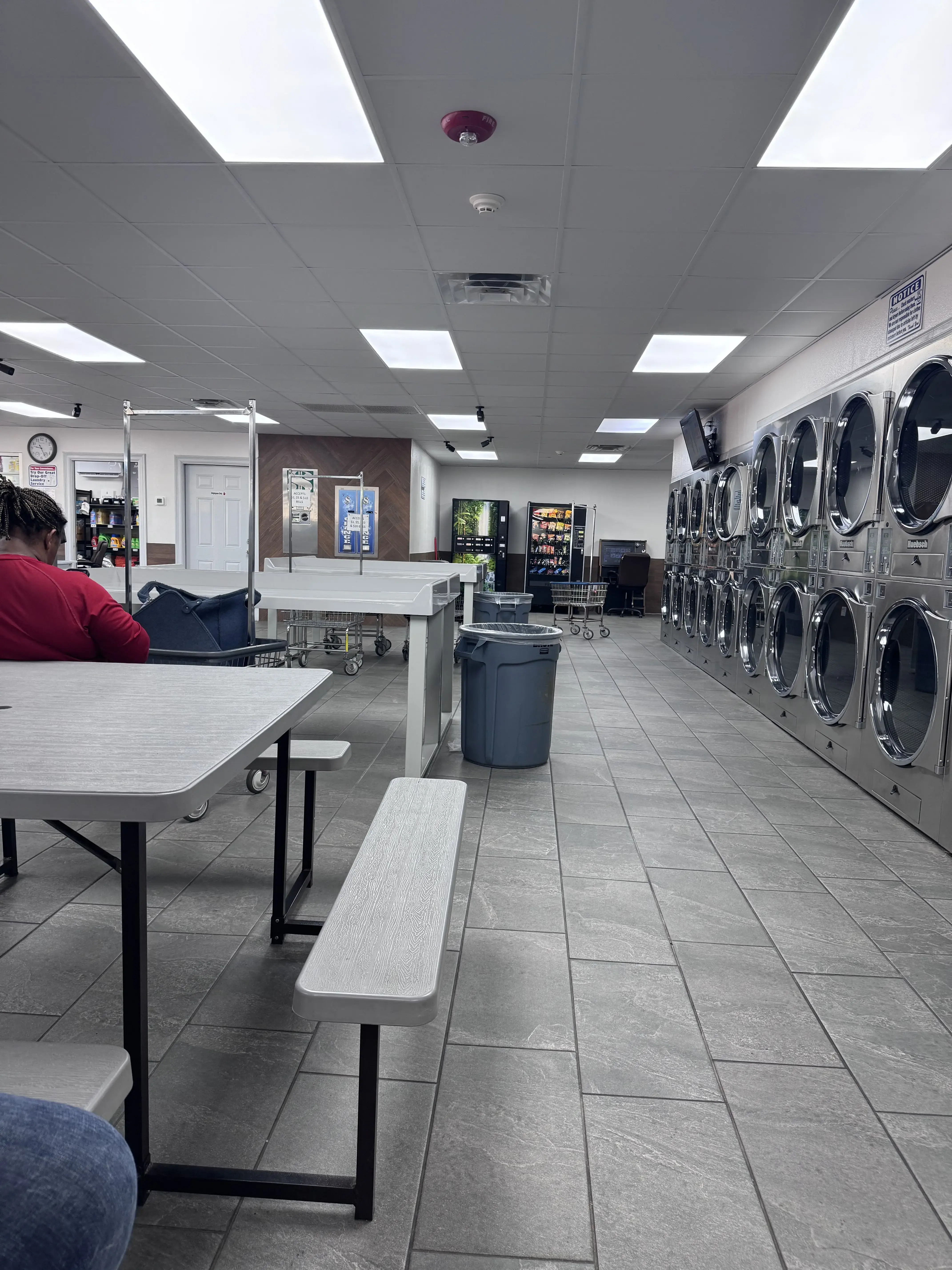 TVN Washateria - Image 16