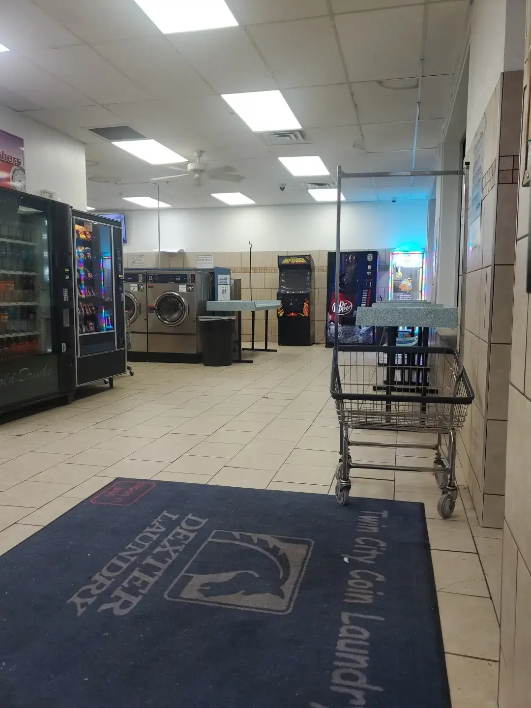 Twin City Coin Laundry - Image 9