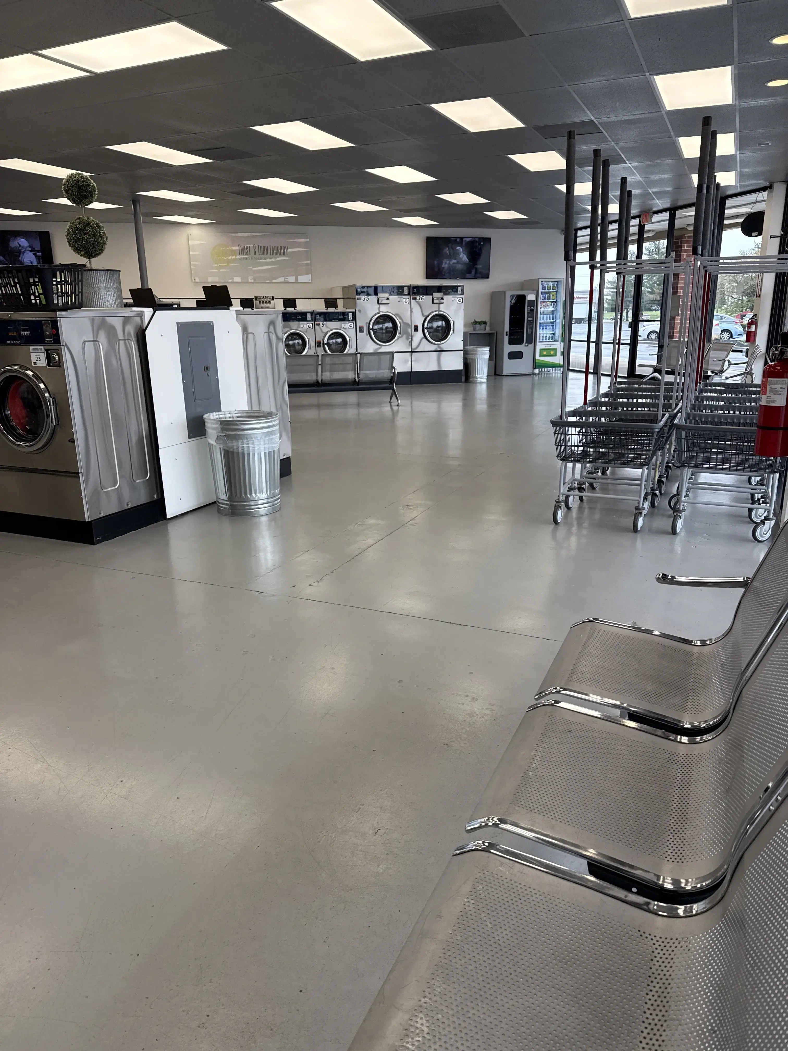 Twist & Turn Laundromat Services LLC thumbnail 11
