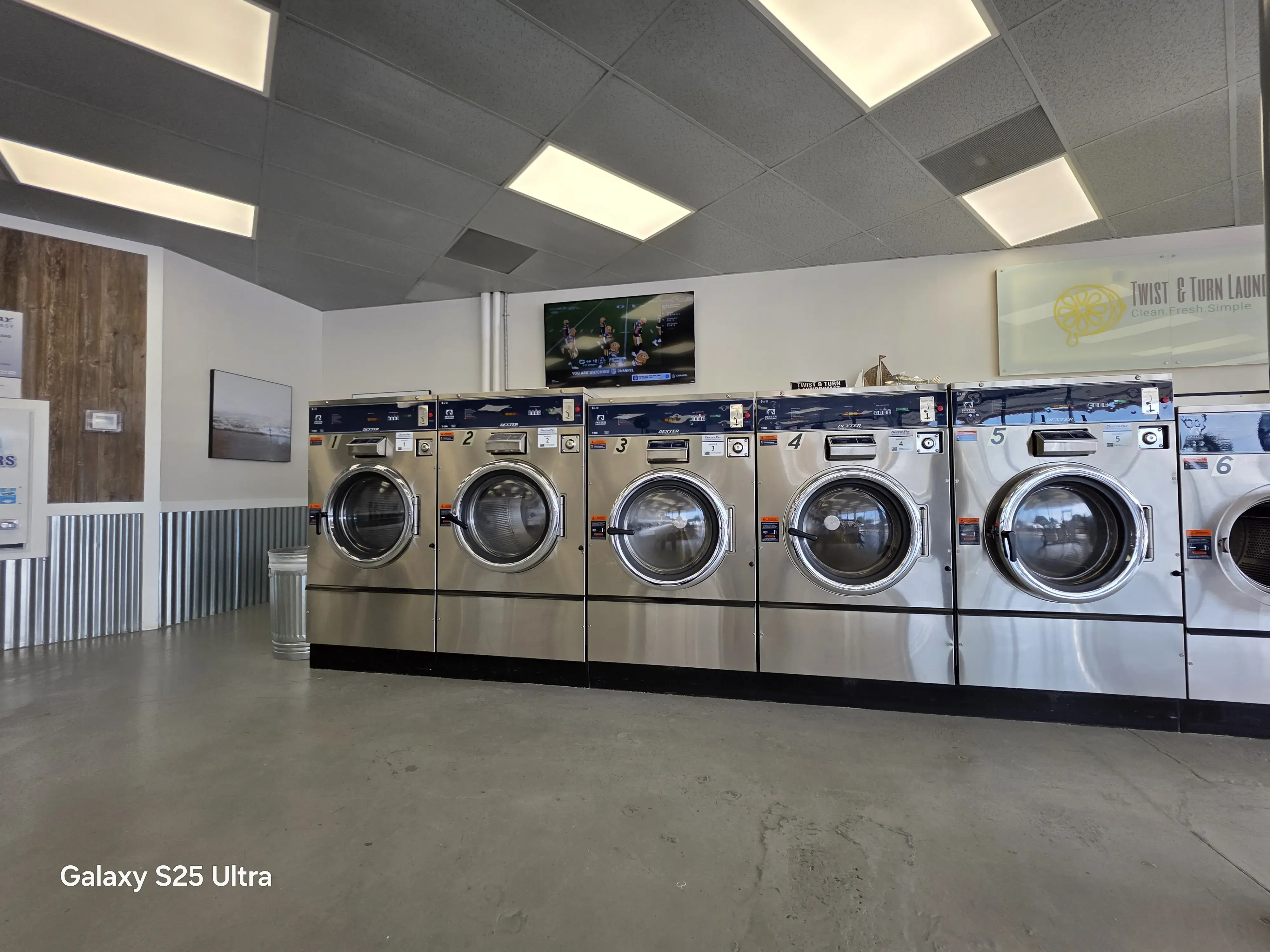 Twist & Turn Laundromat Services LLC thumbnail 16