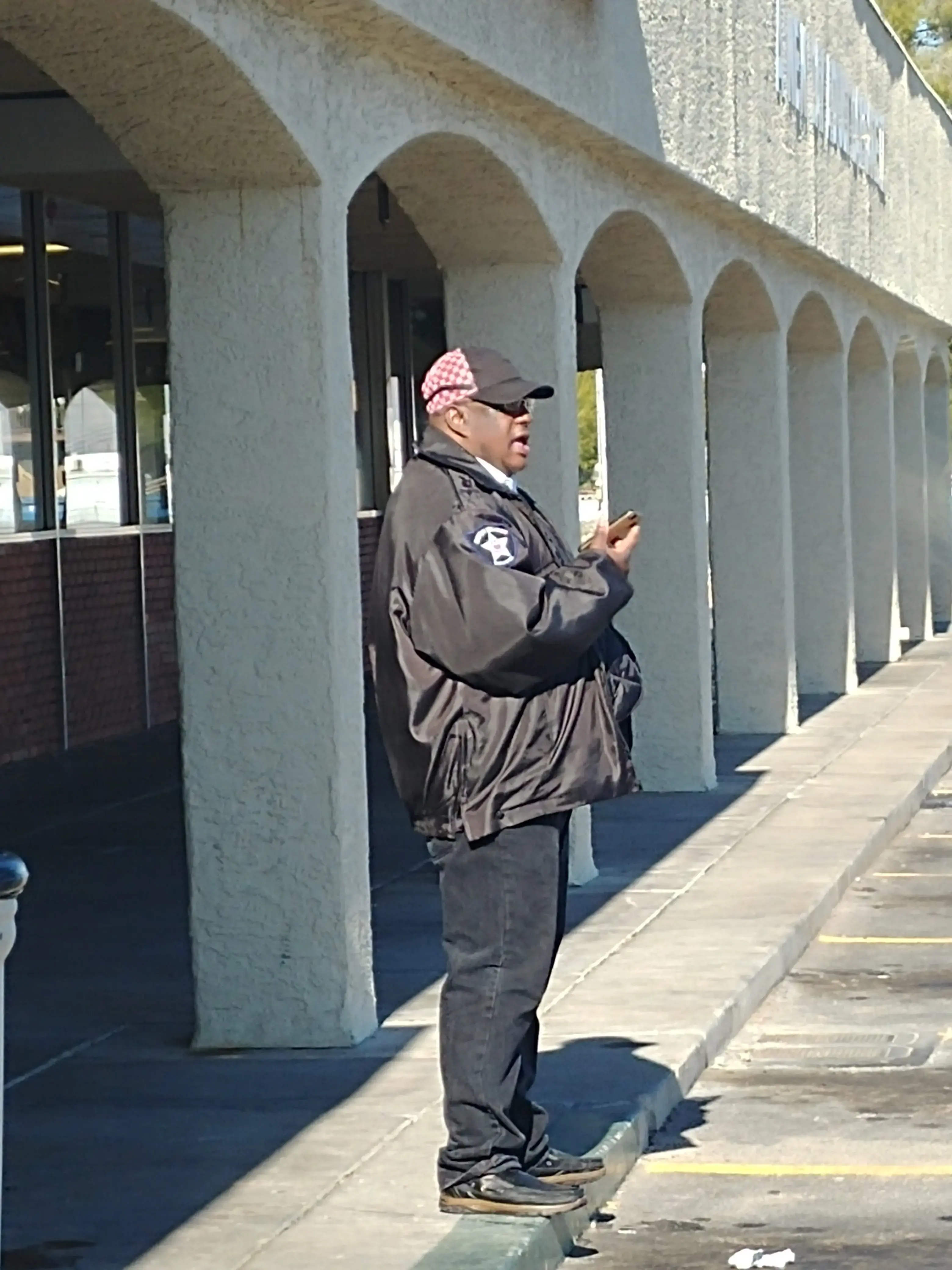 Two Boys Laundromat thumbnail 5