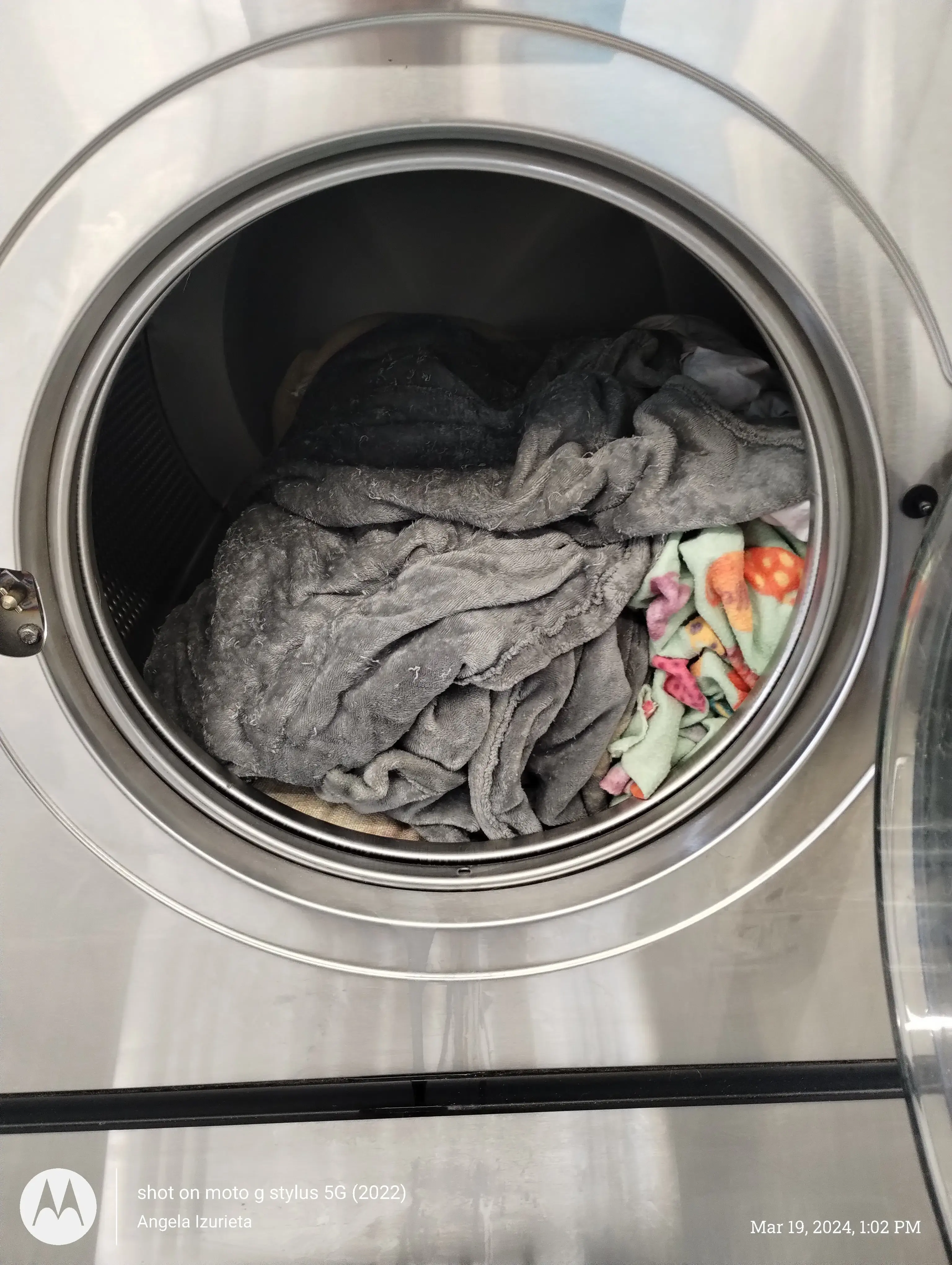 Two Boys Laundromat - Image 3