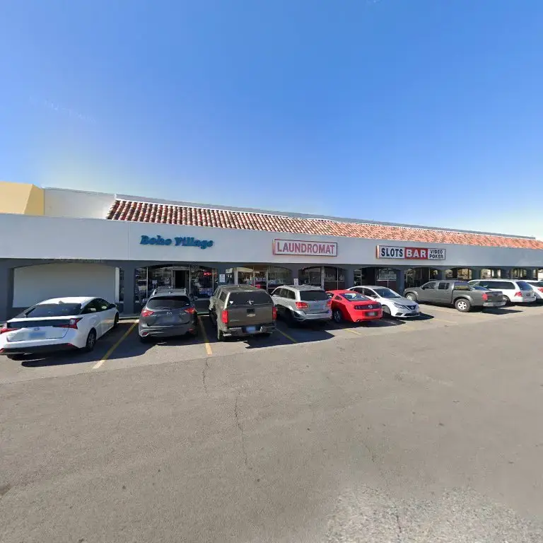 Two Boys Laundromat thumbnail 15