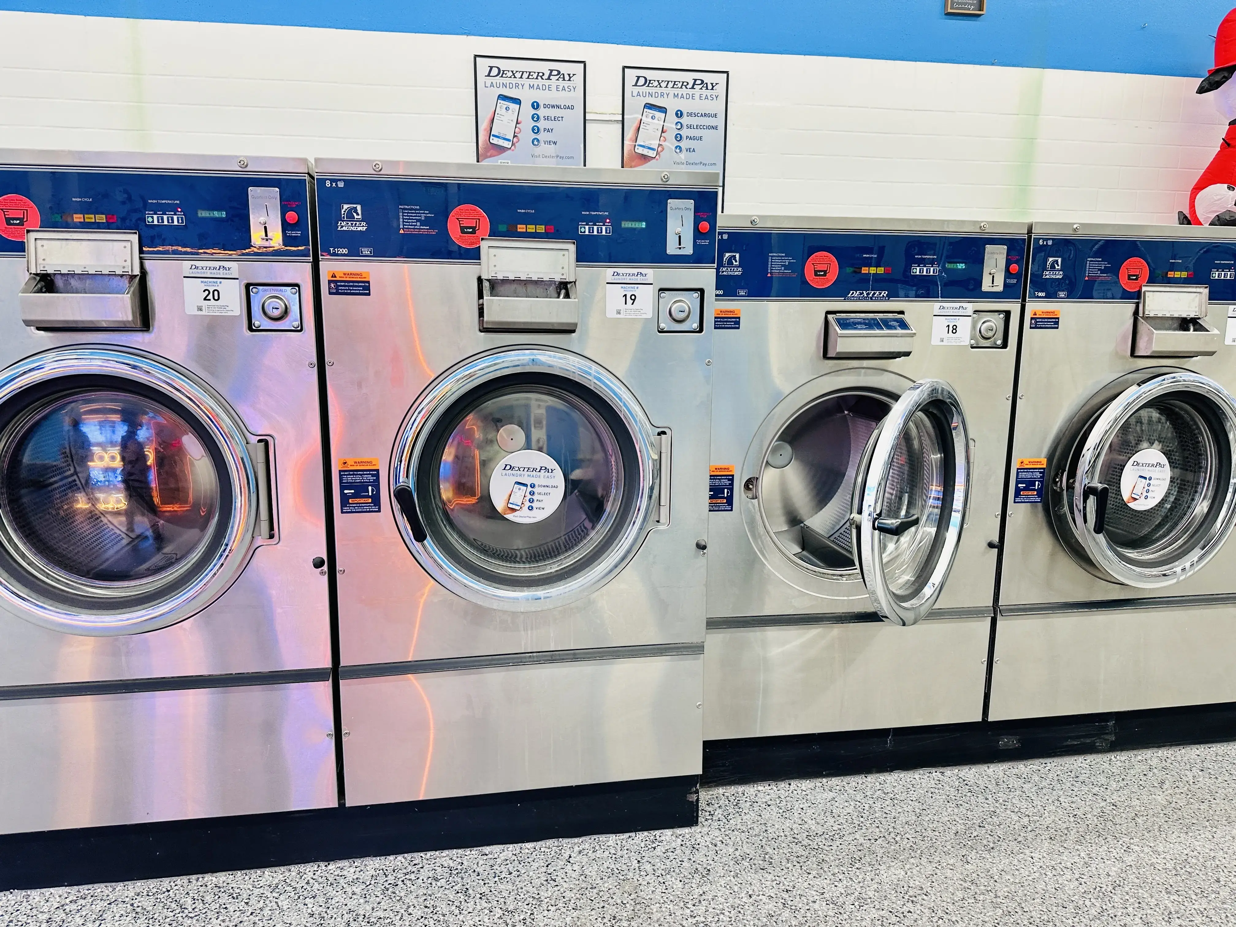 Two Boys Laundromat - Image 13