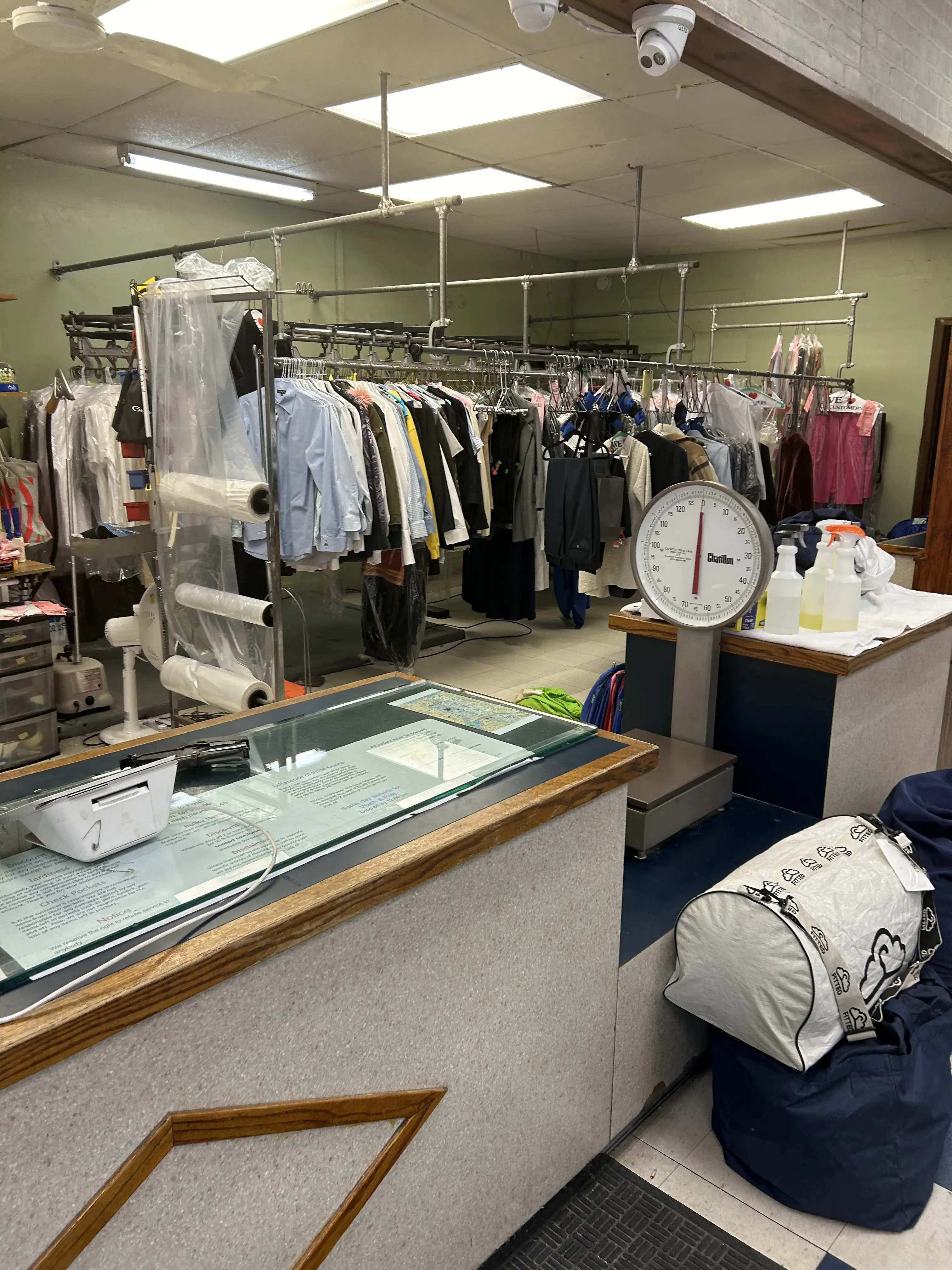U-Do-It Laundry & Dry Cleaning - Image 6