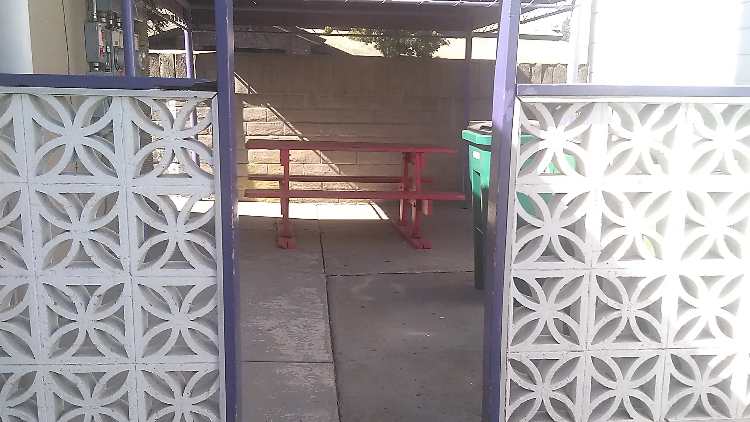 U DO Laundromat thumbnail 4