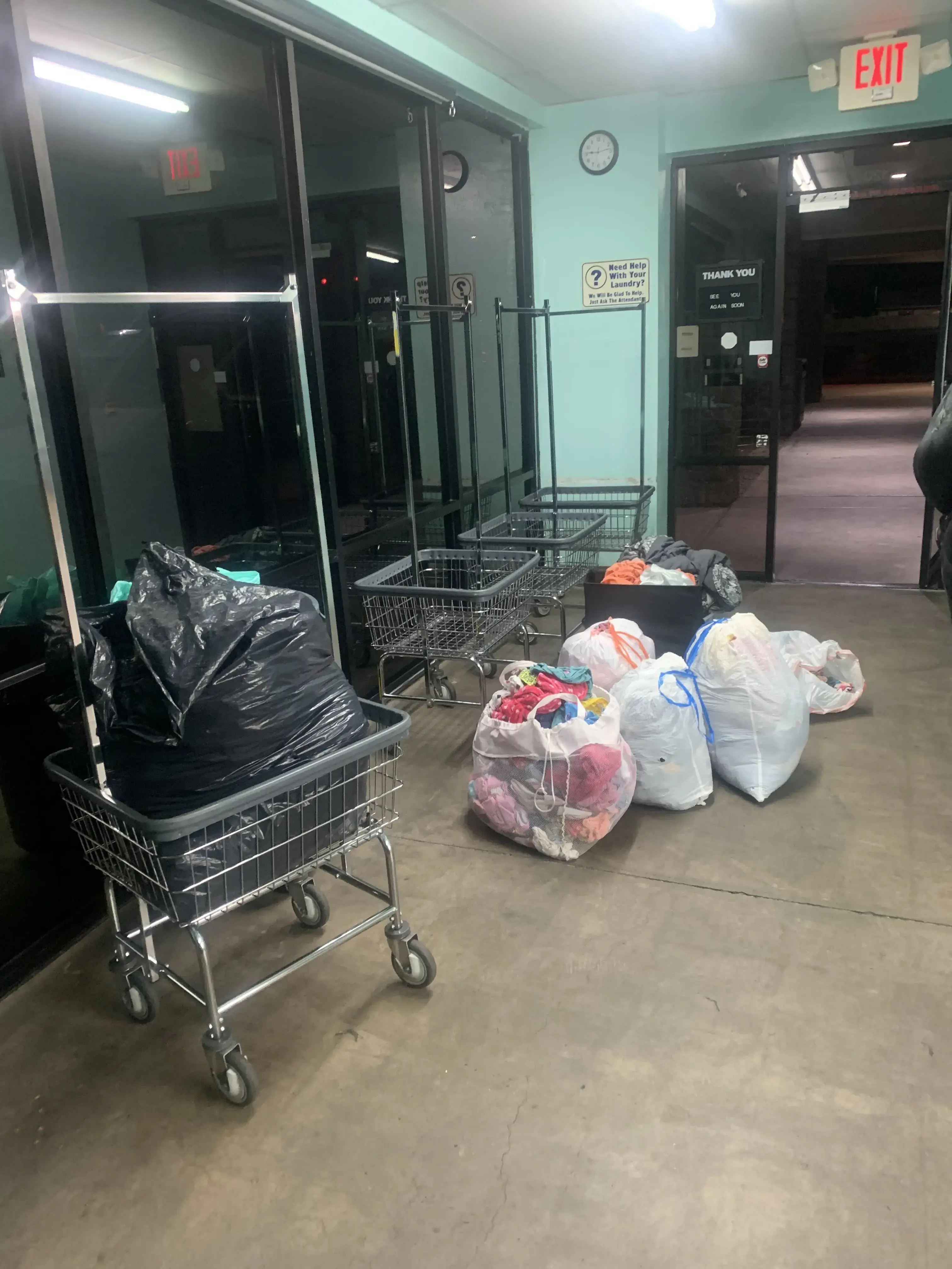 U-Save Laundry - Image 15