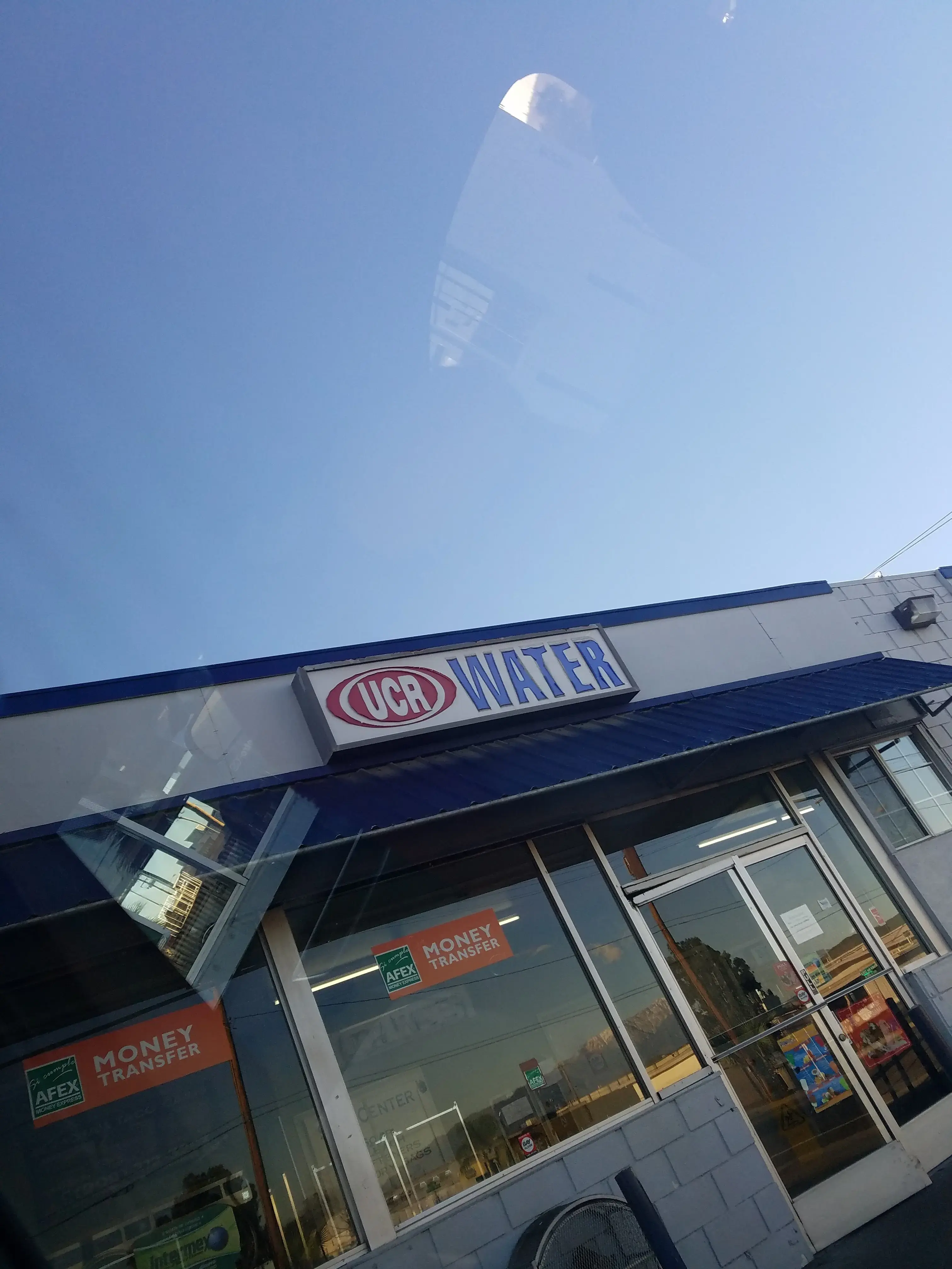 UCR Coin Laundry thumbnail 13