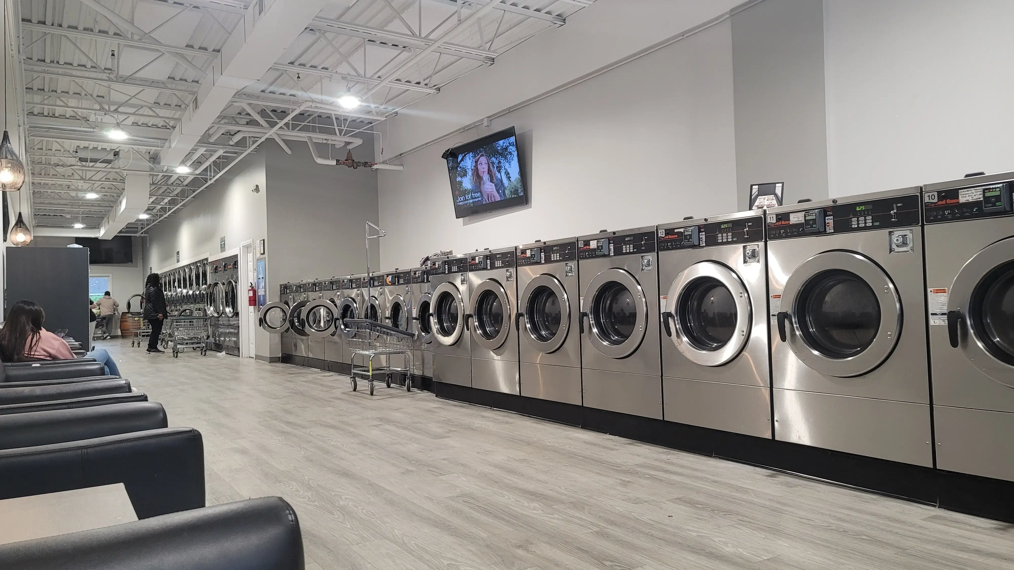 Ultra coin 2 laundromat thumbnail 2