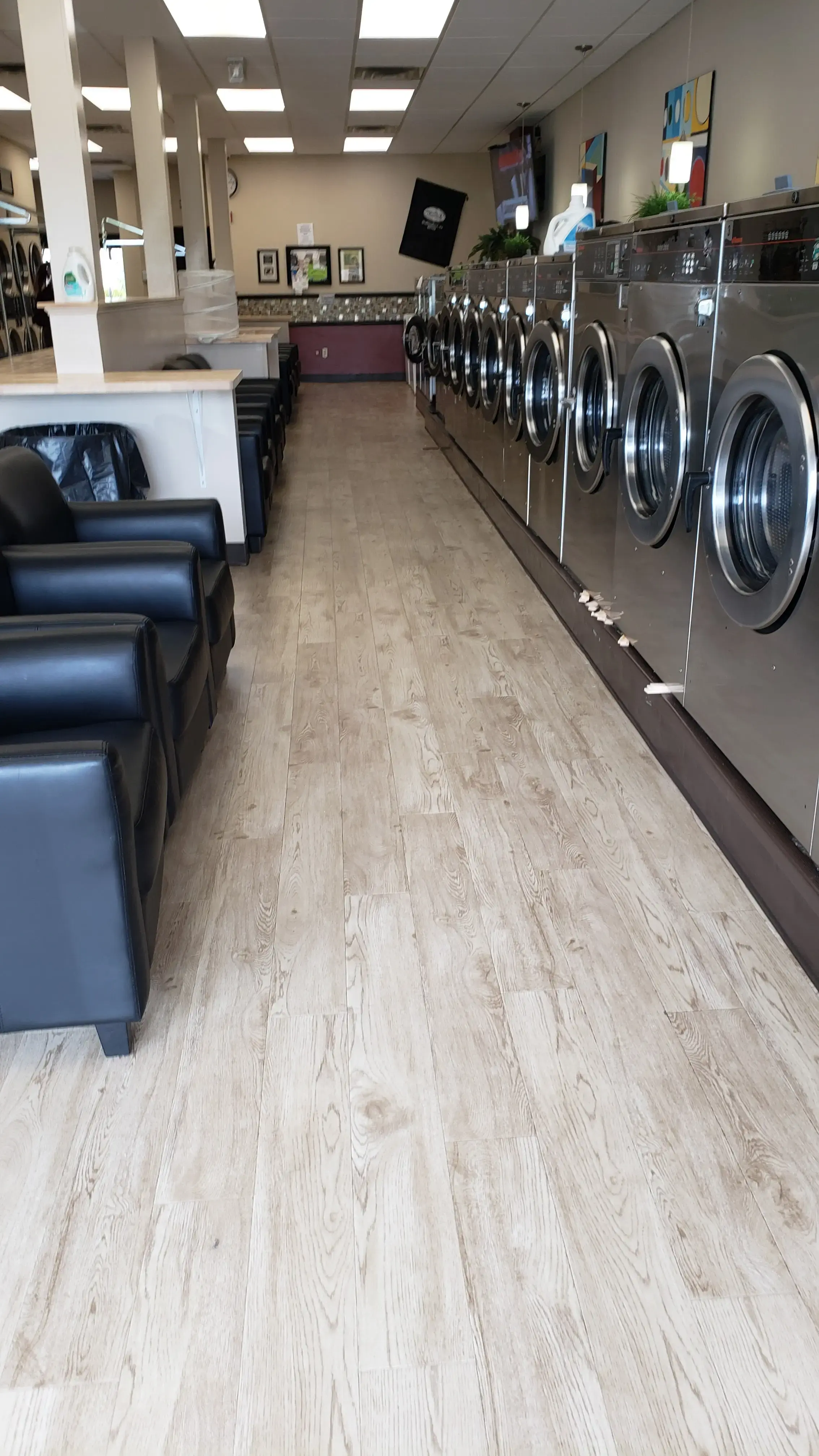 Ultra Coin Laundromat - Image 17