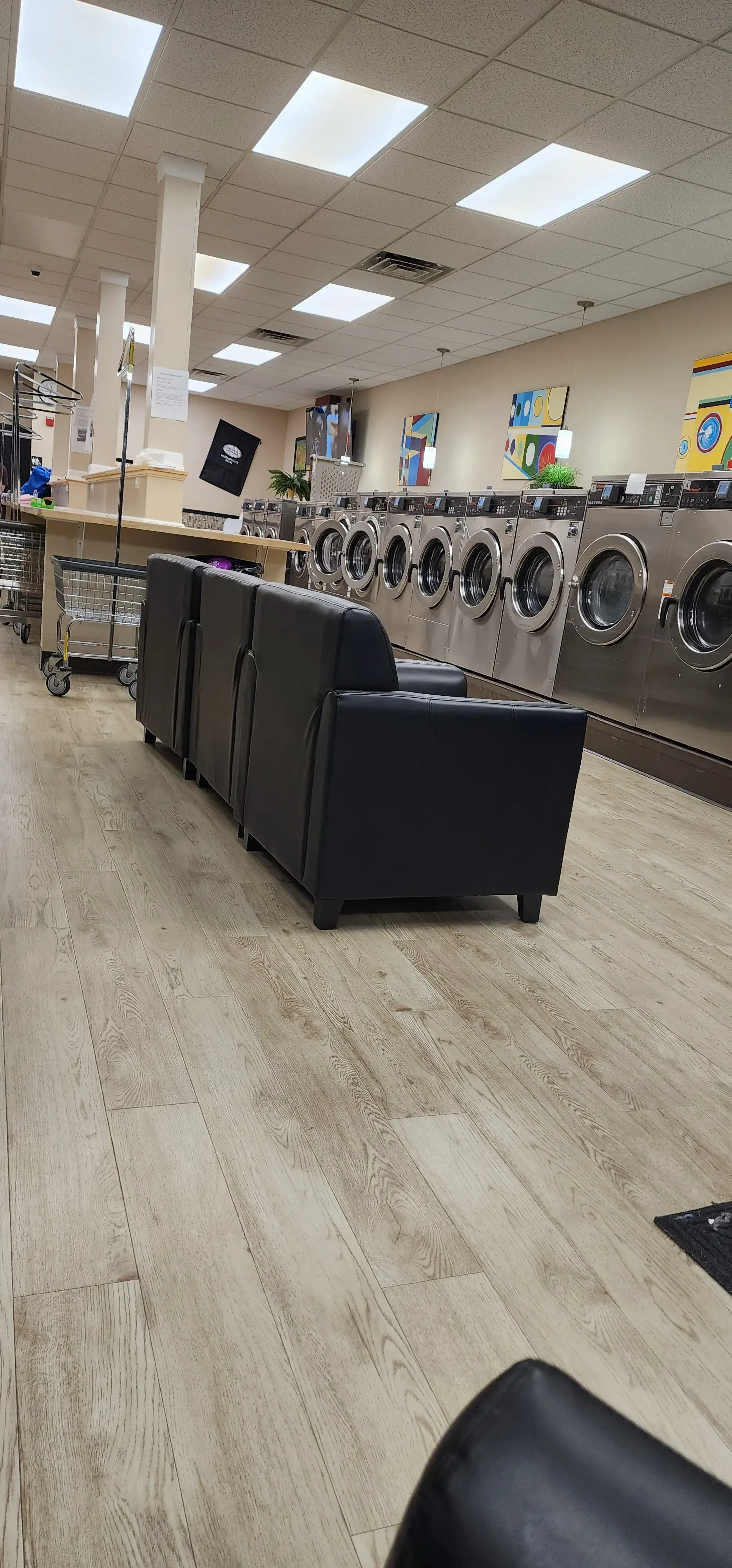 Ultra Coin Laundromat - Image 16