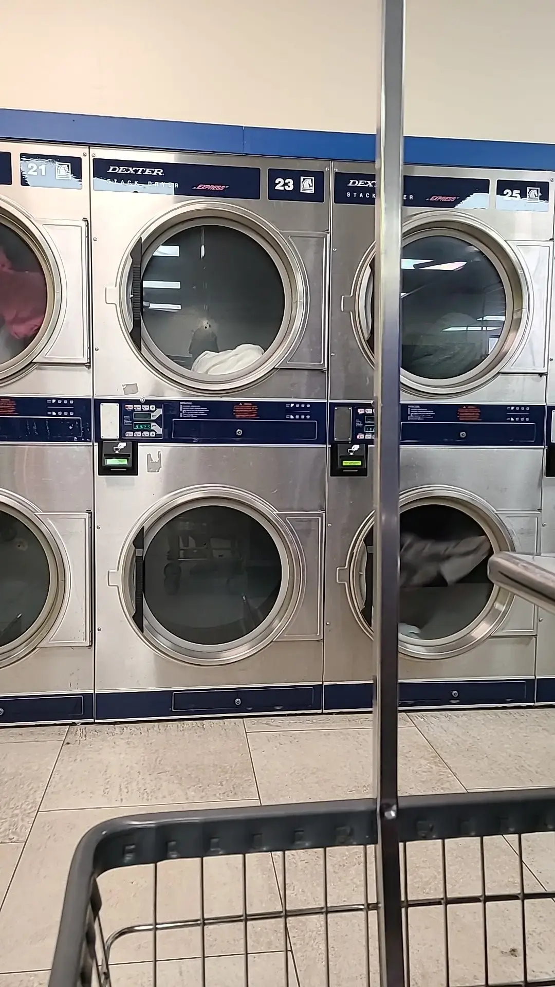 Ultra Lavanderia - Image 17