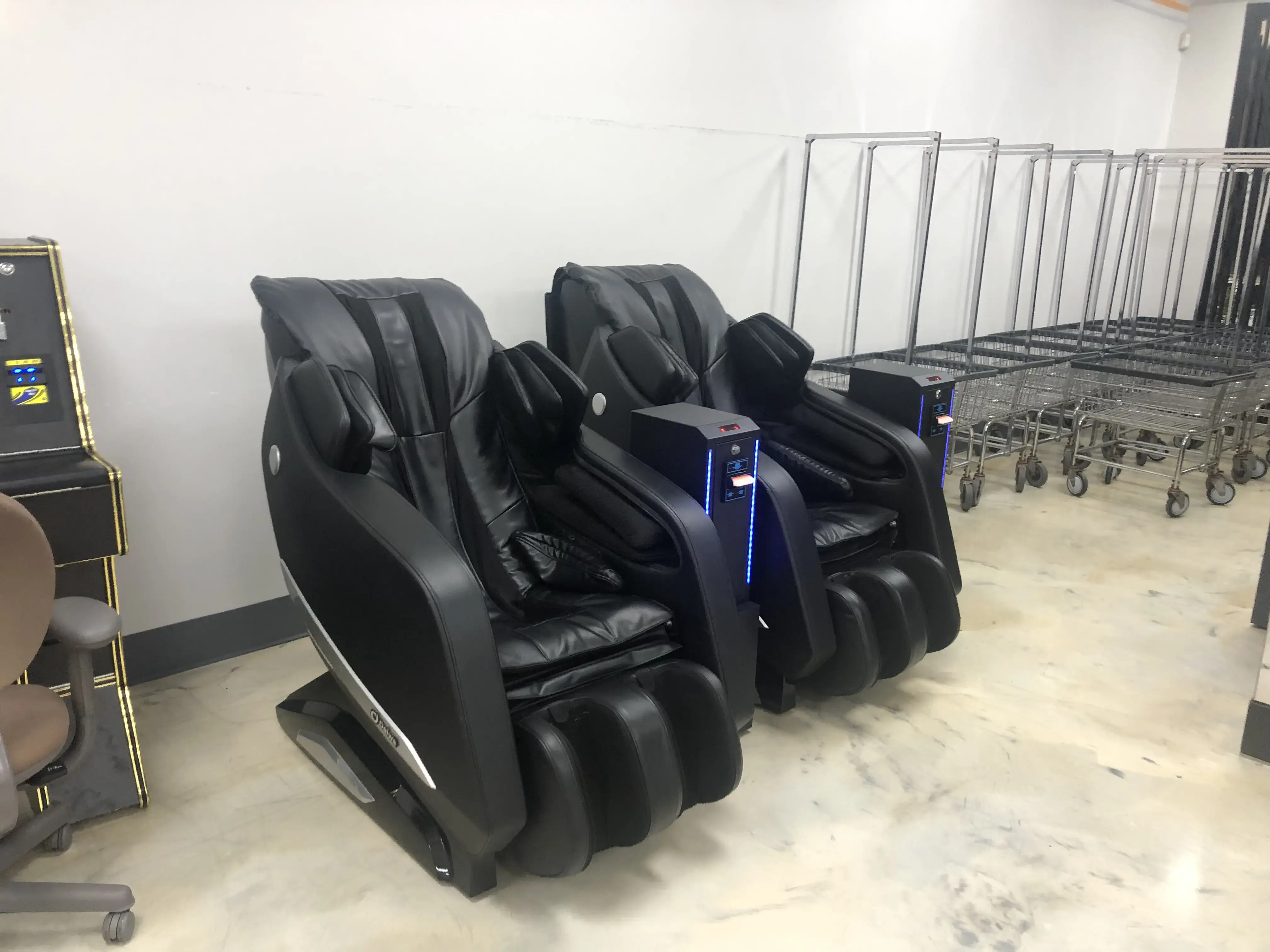 Ultra Washateria - Image 7