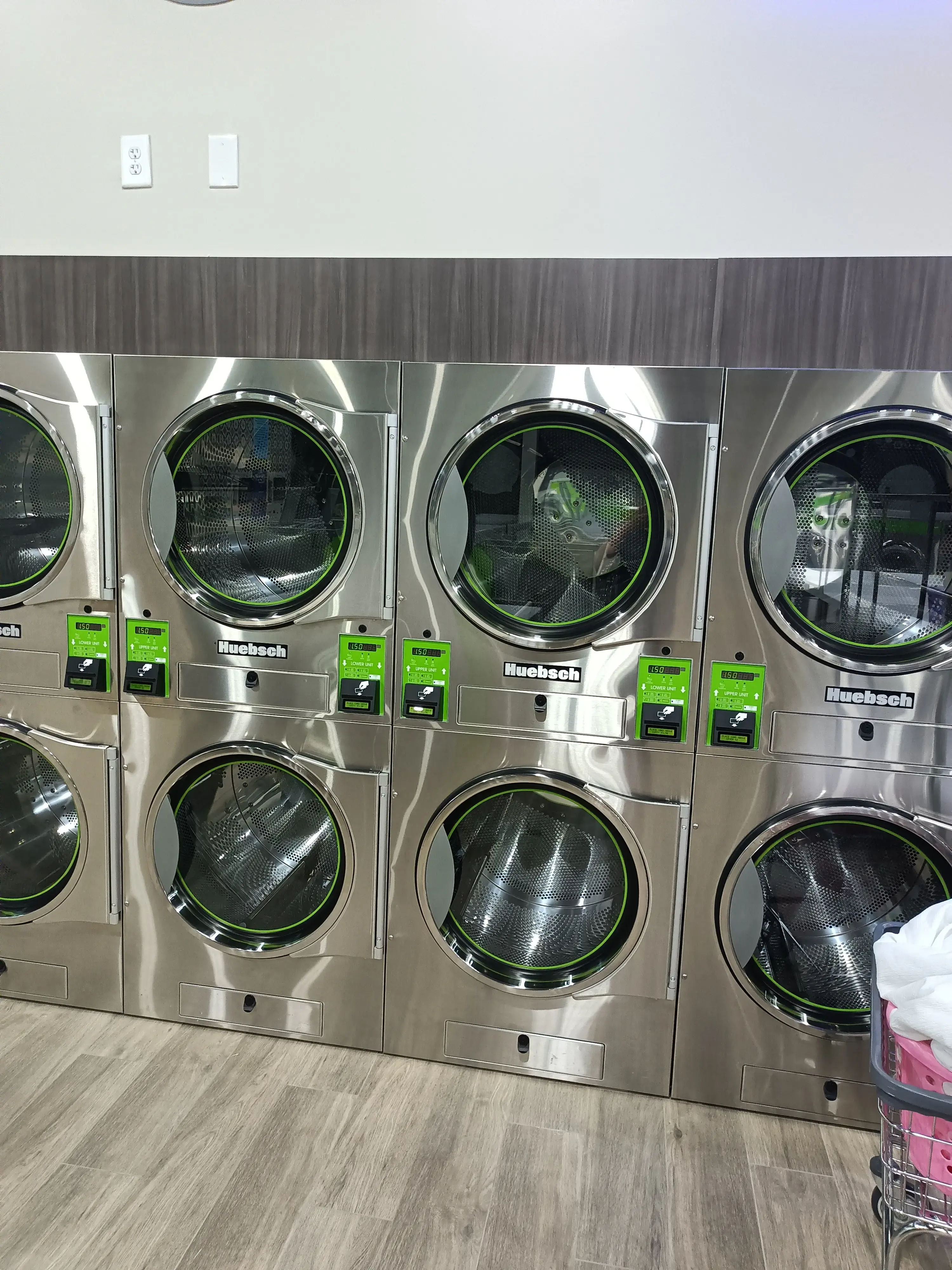 UltraSpin Washateria - West Bellfort - Wash & Fold Services - Image 3