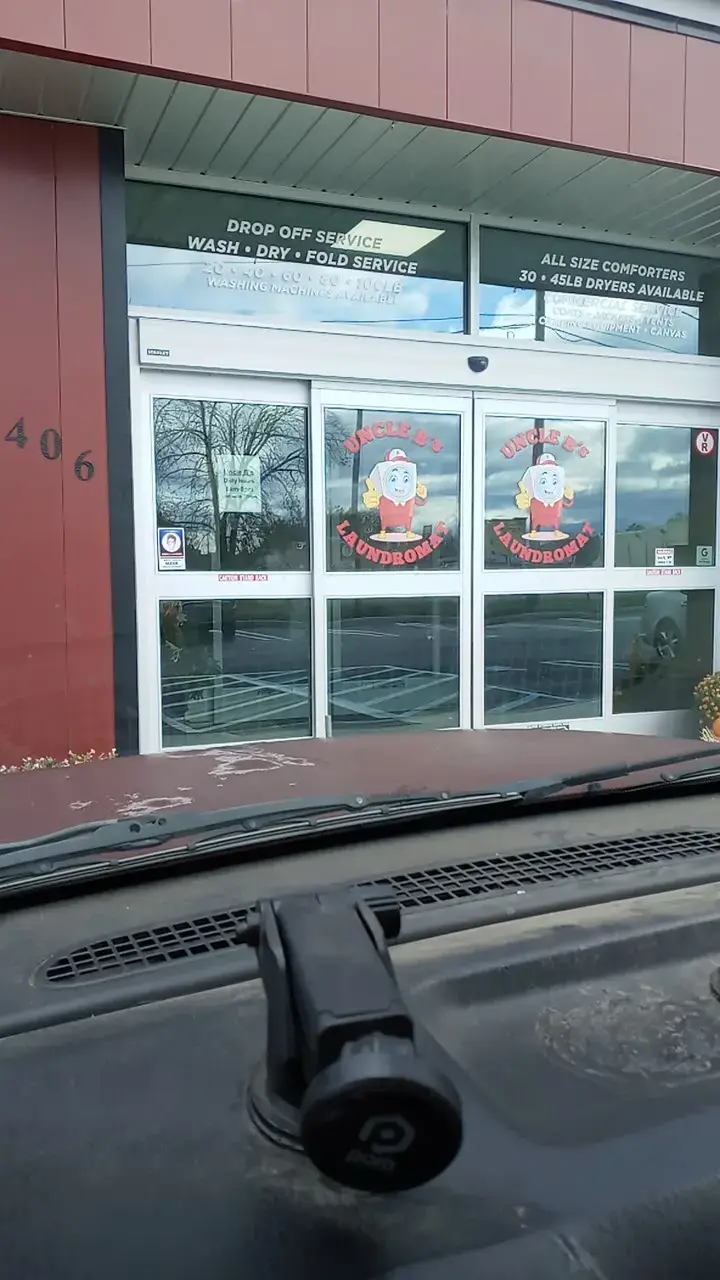 Uncle B's Laundromat thumbnail 11