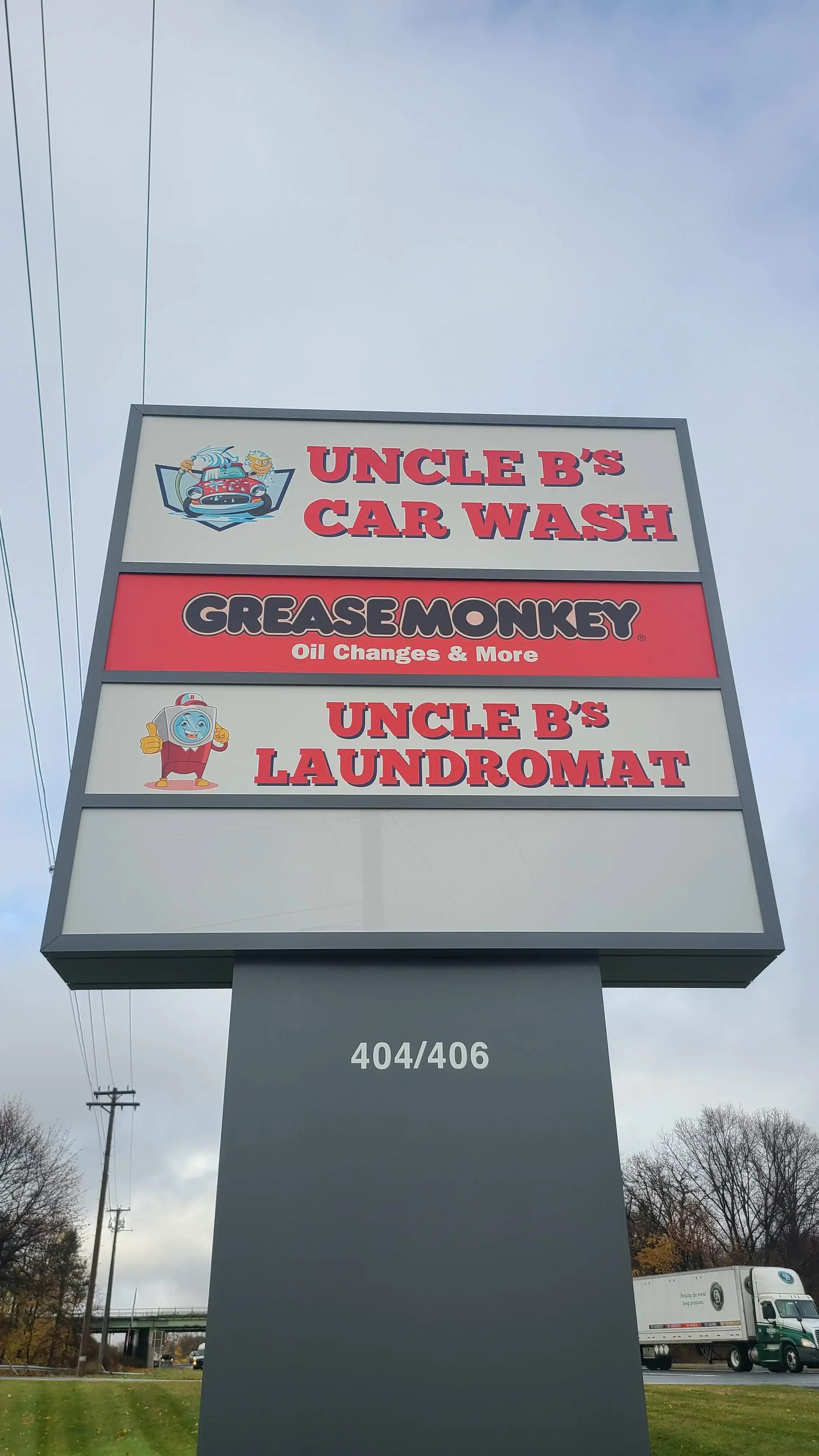 Uncle B's Laundromat - Image 10