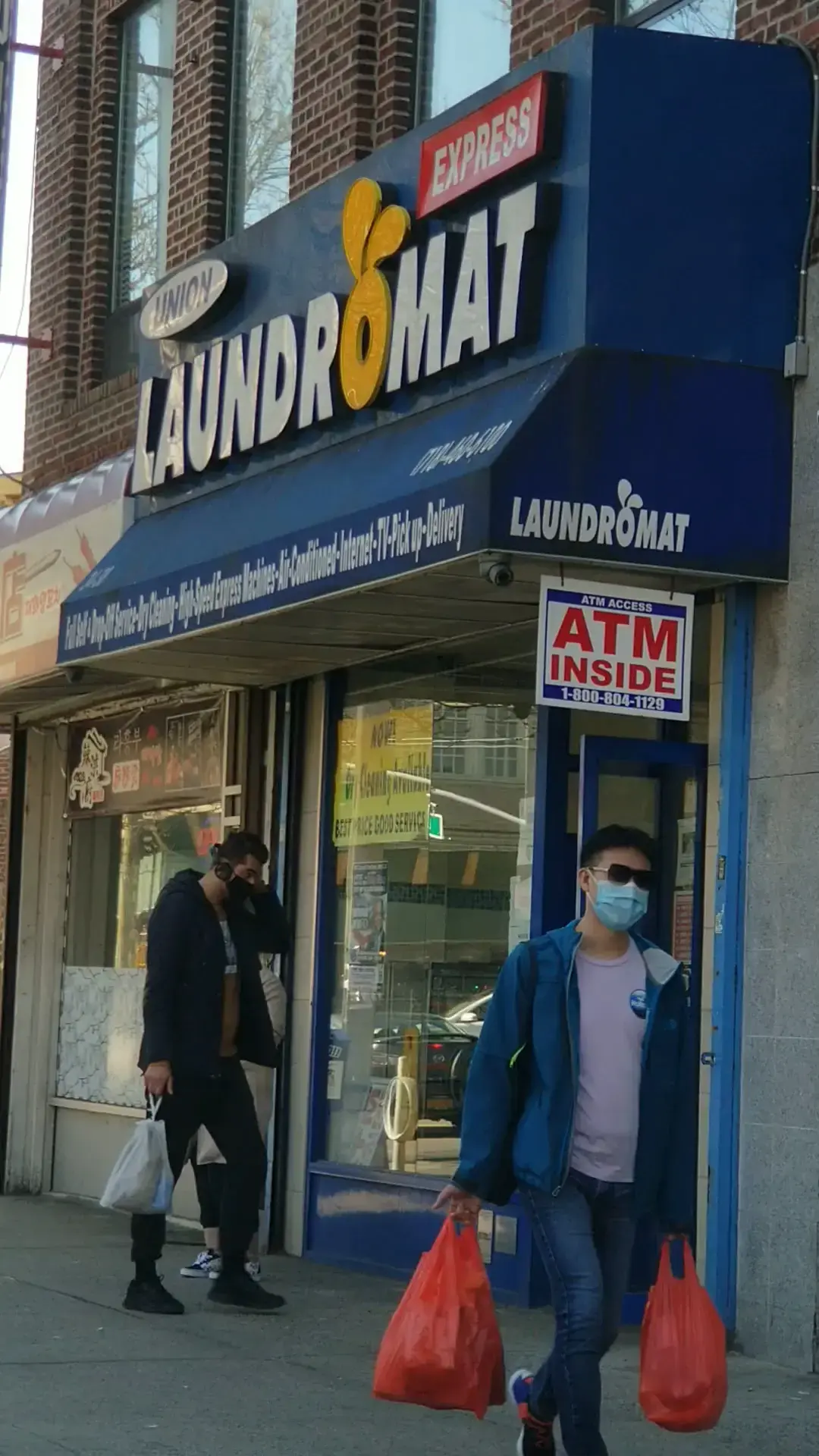 Union Express Laundromat - Image 11
