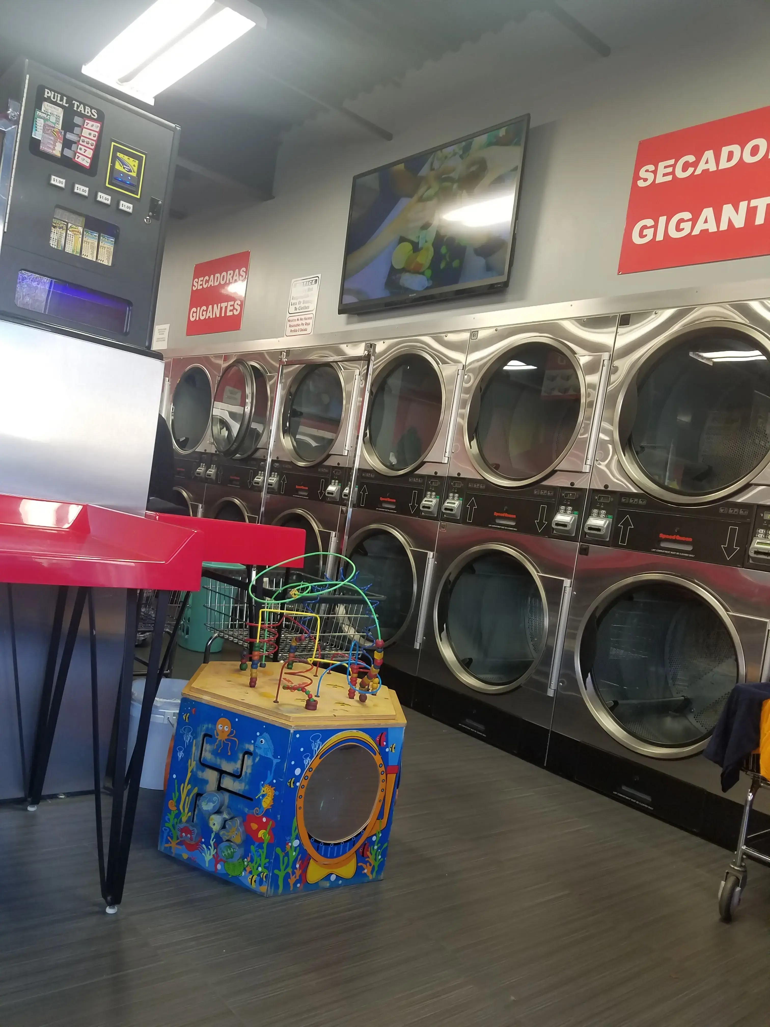 Union Laundromat - Image 2