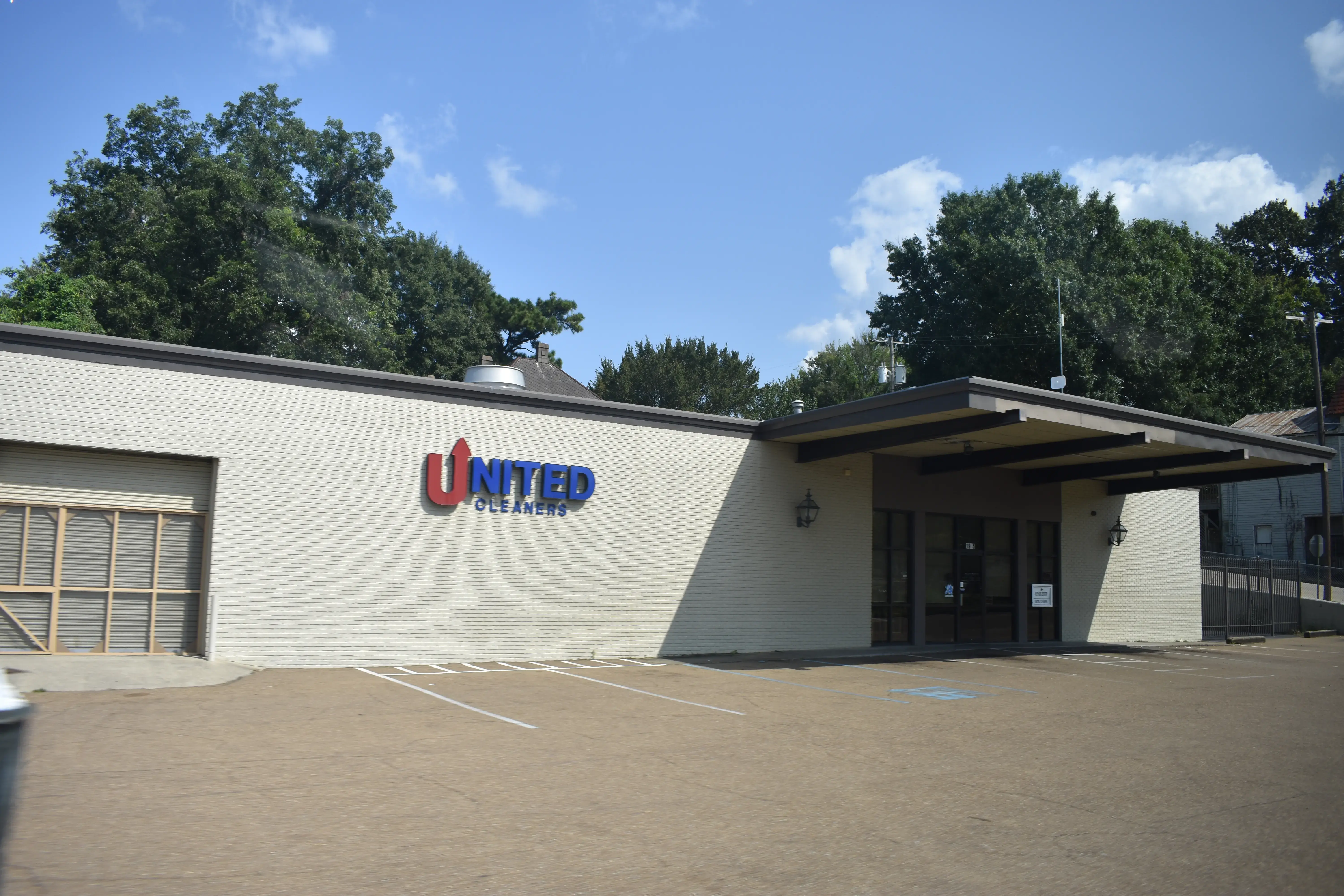 United Cleaners - Image 4