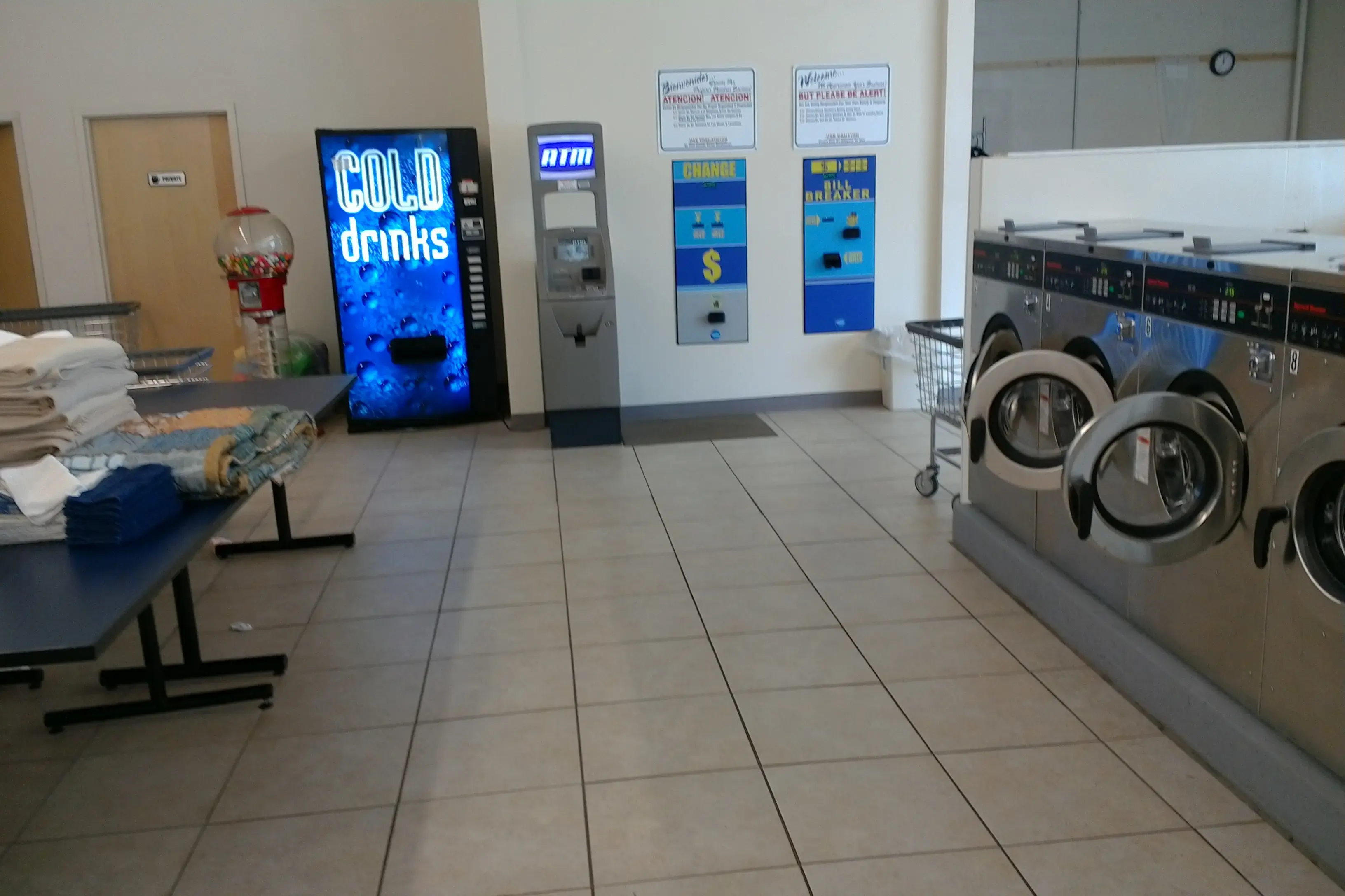 United Laundry thumbnail 6