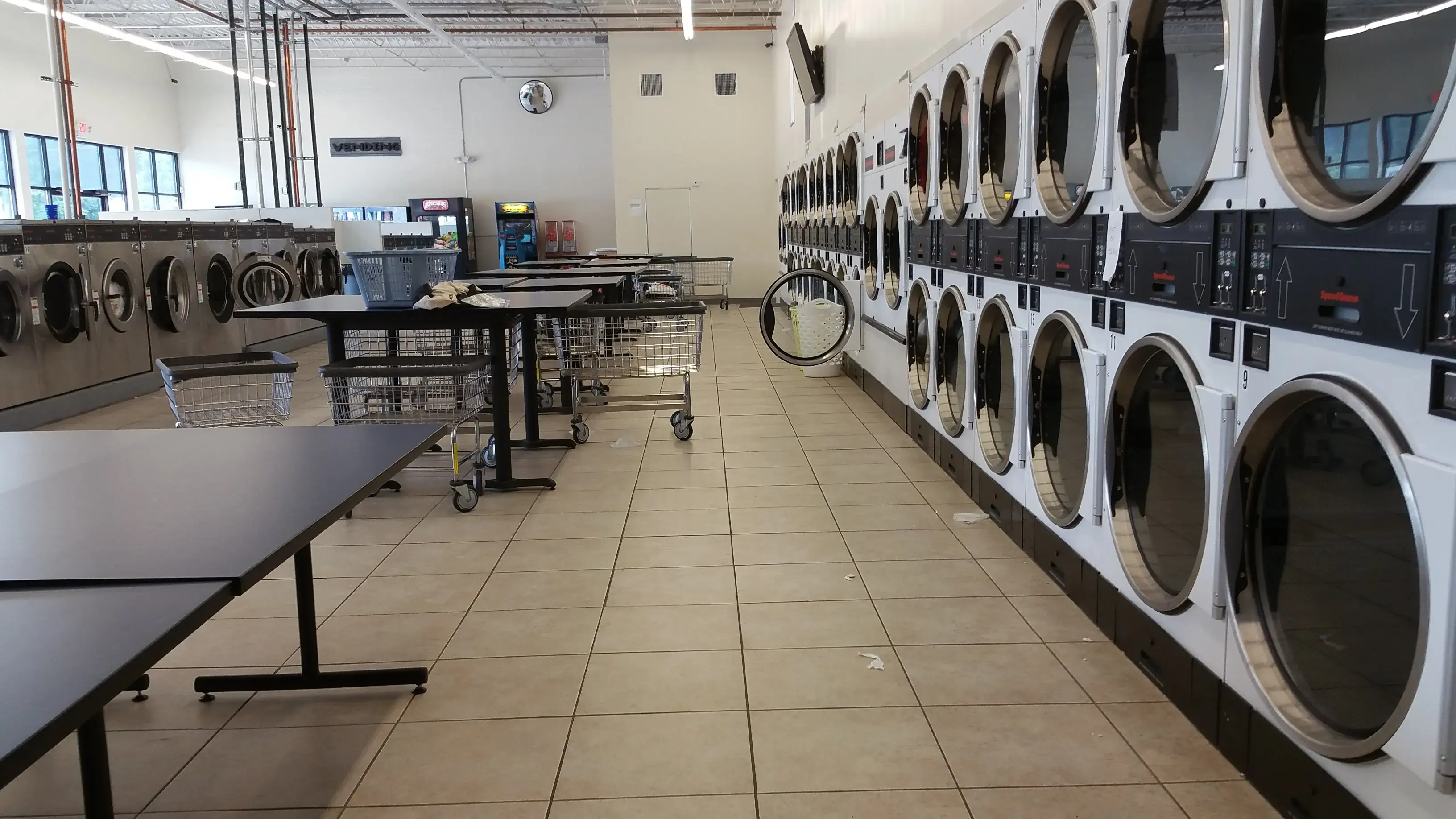 United Laundry thumbnail 12