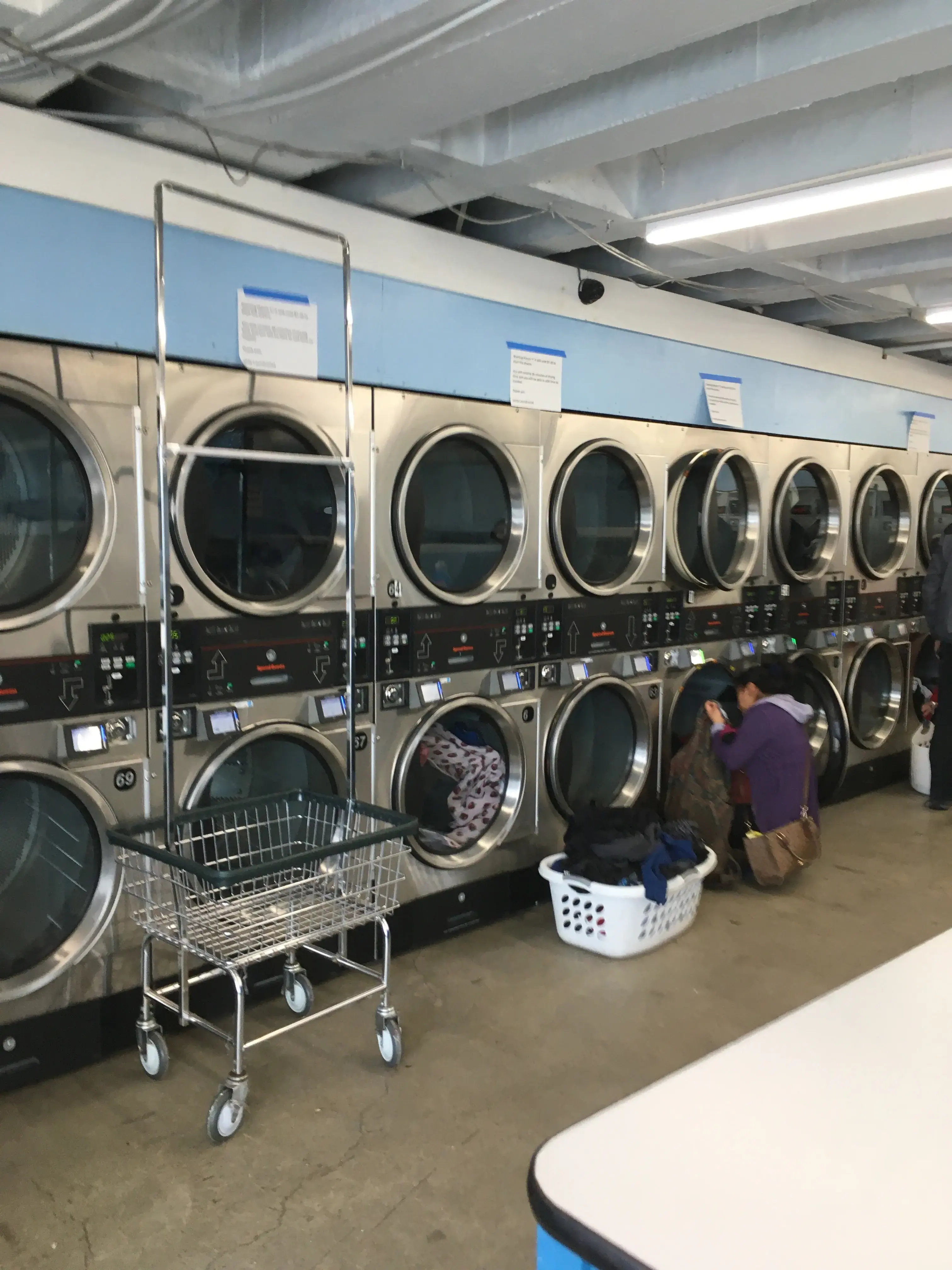 Unity Laundromat thumbnail 3