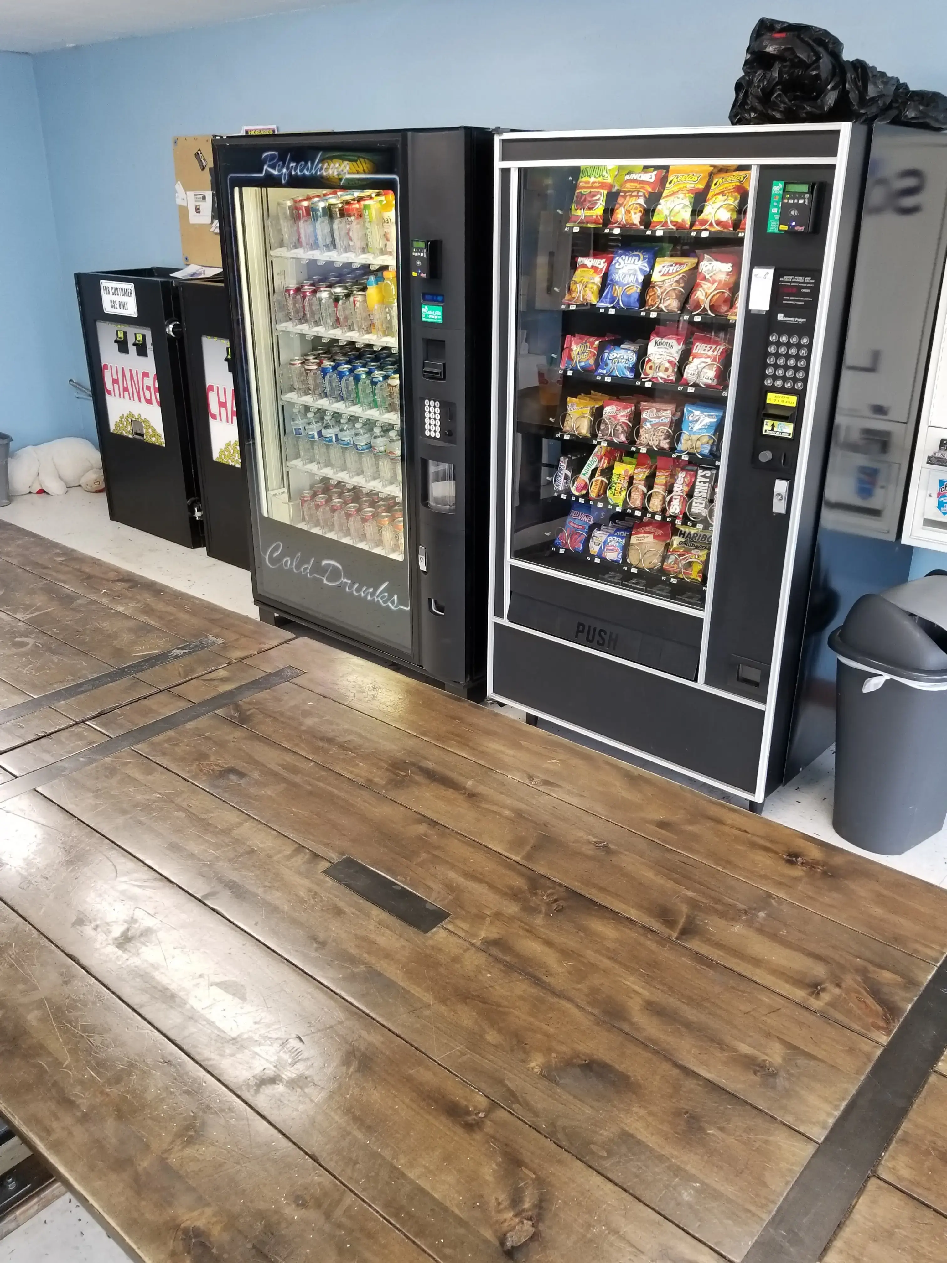Unity Laundromat - Image 16