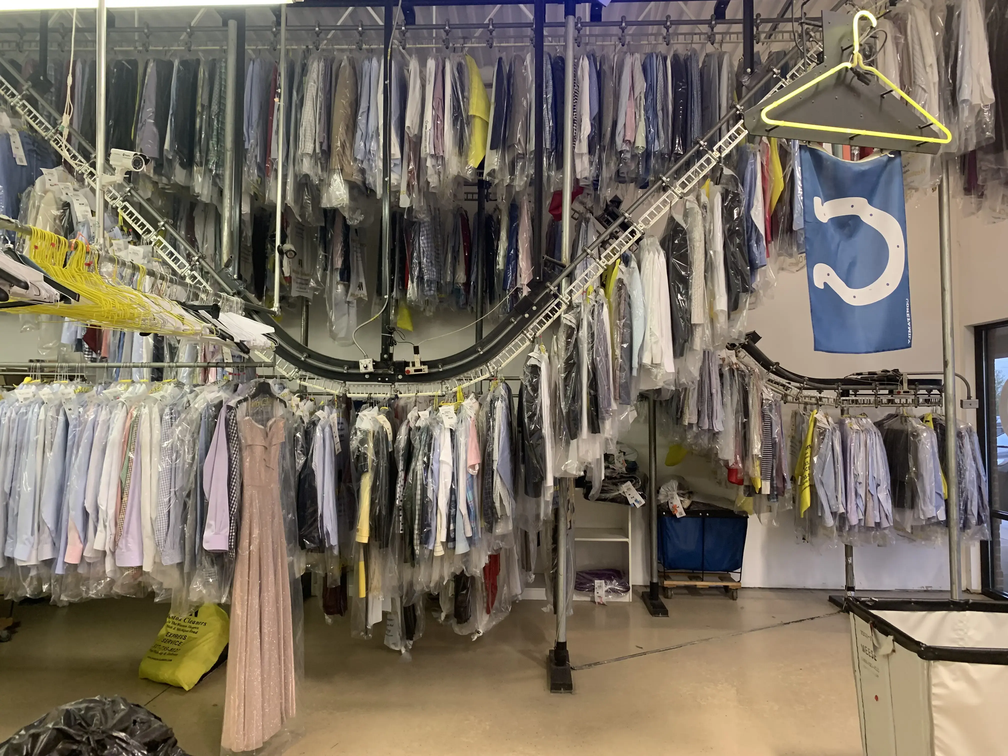 Universal Cleaners - Image 6