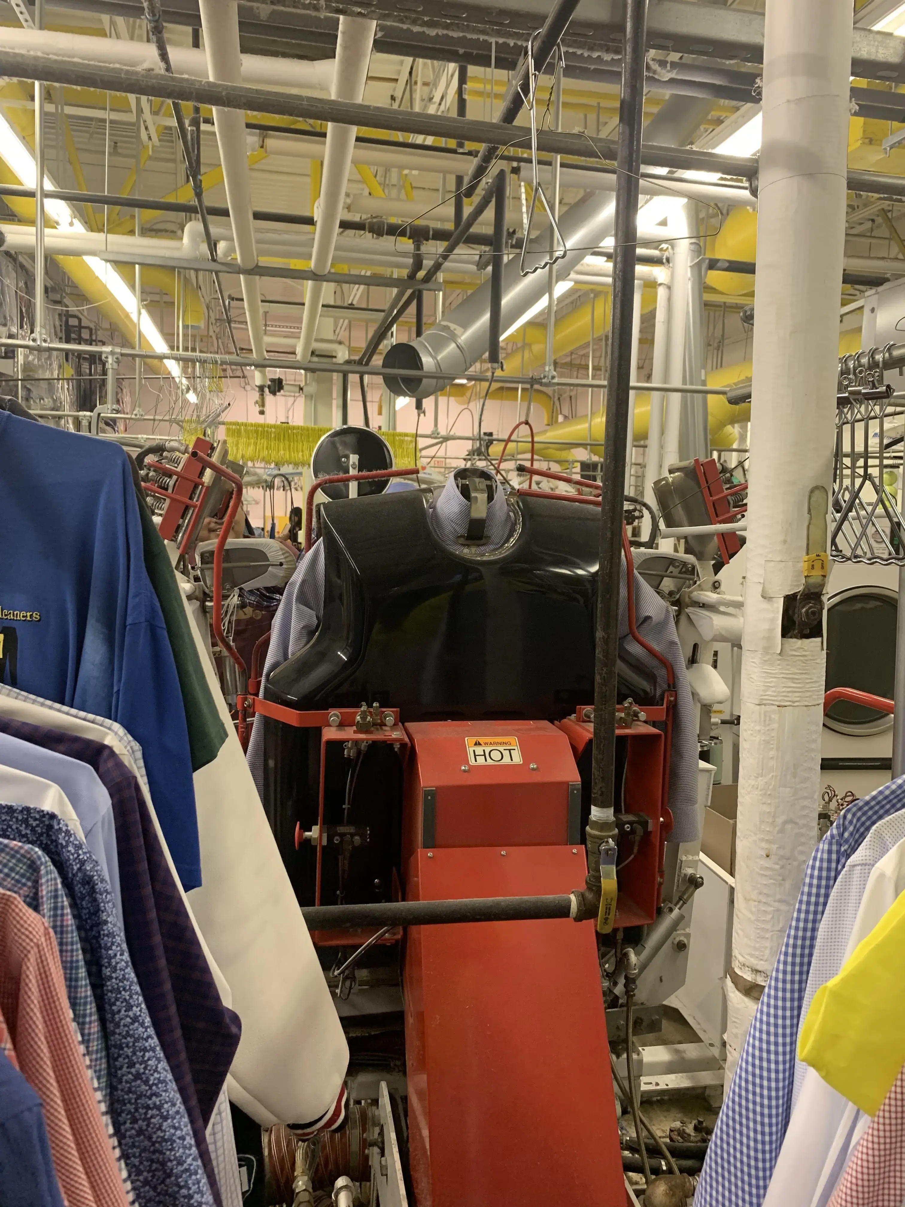 Universal Cleaners thumbnail 8