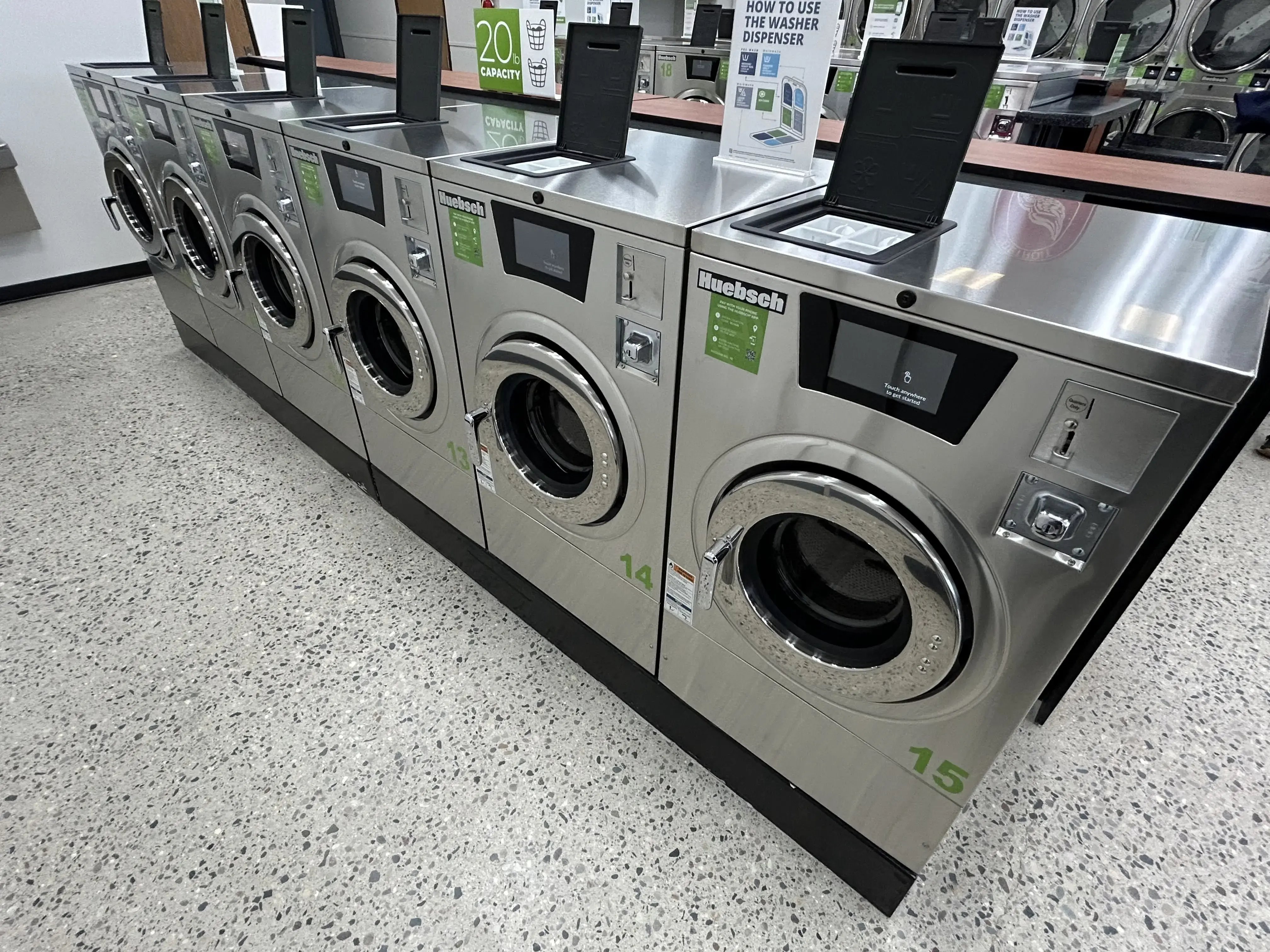 Universal Laundromat of Rochester Hills thumbnail 14