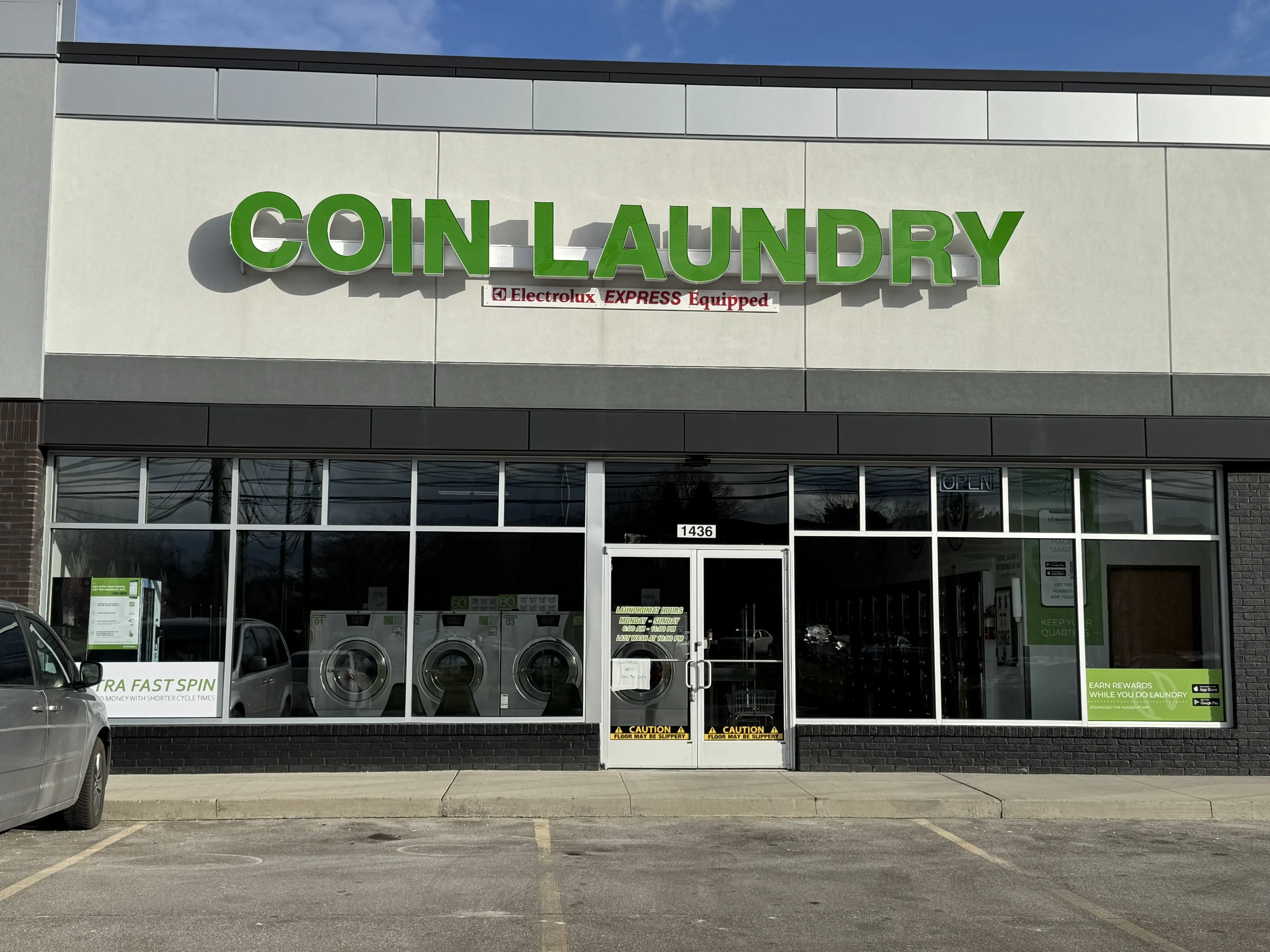 Universal Laundromat of Rochester Hills thumbnail 2