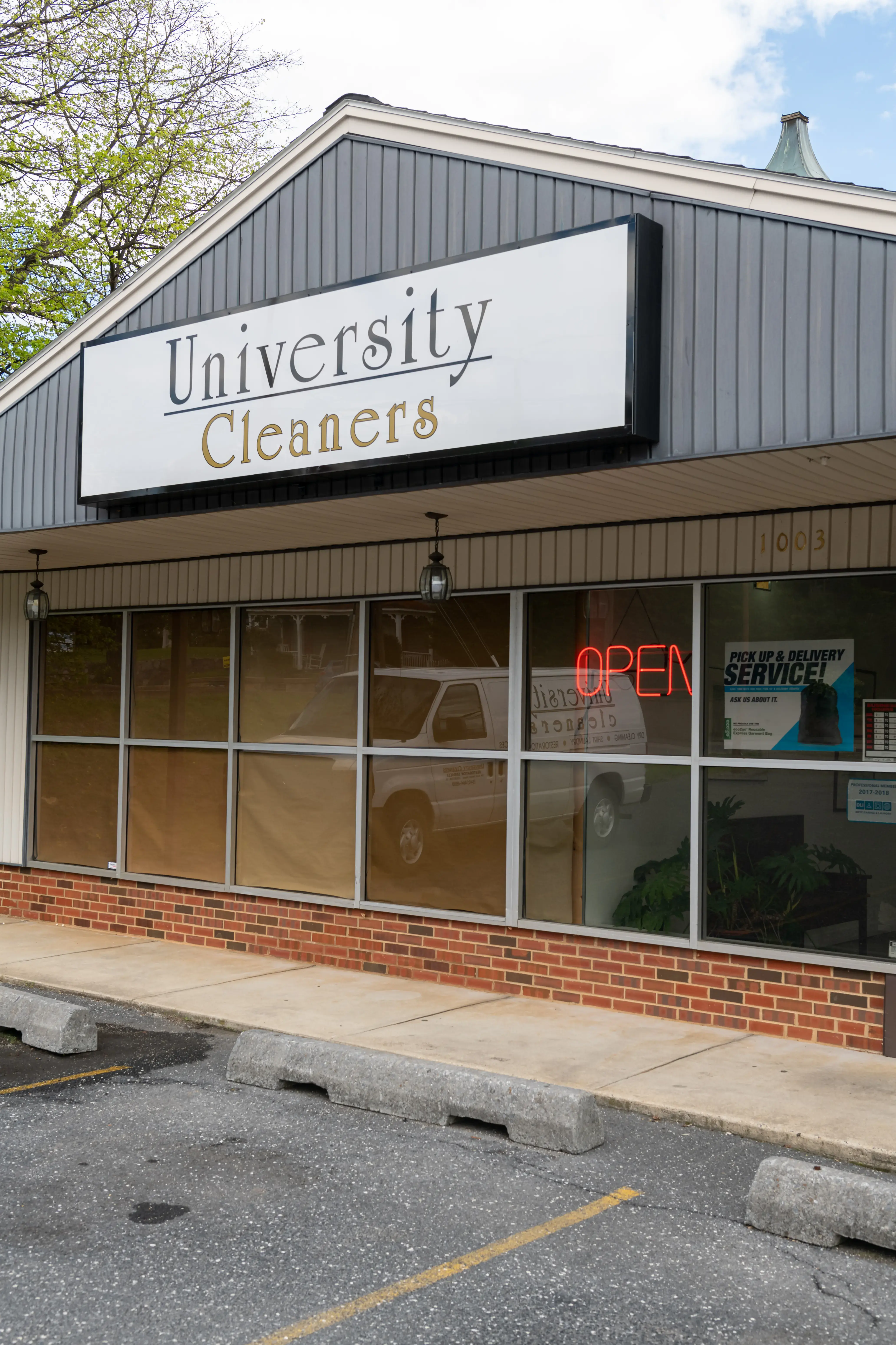 University Cleaners - Augusta St. - Image 14