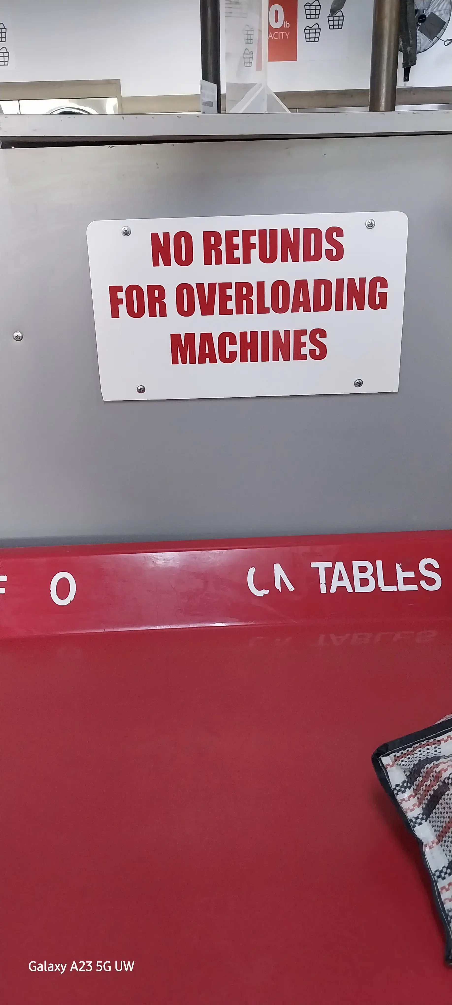 University Coin Laundromat thumbnail 11
