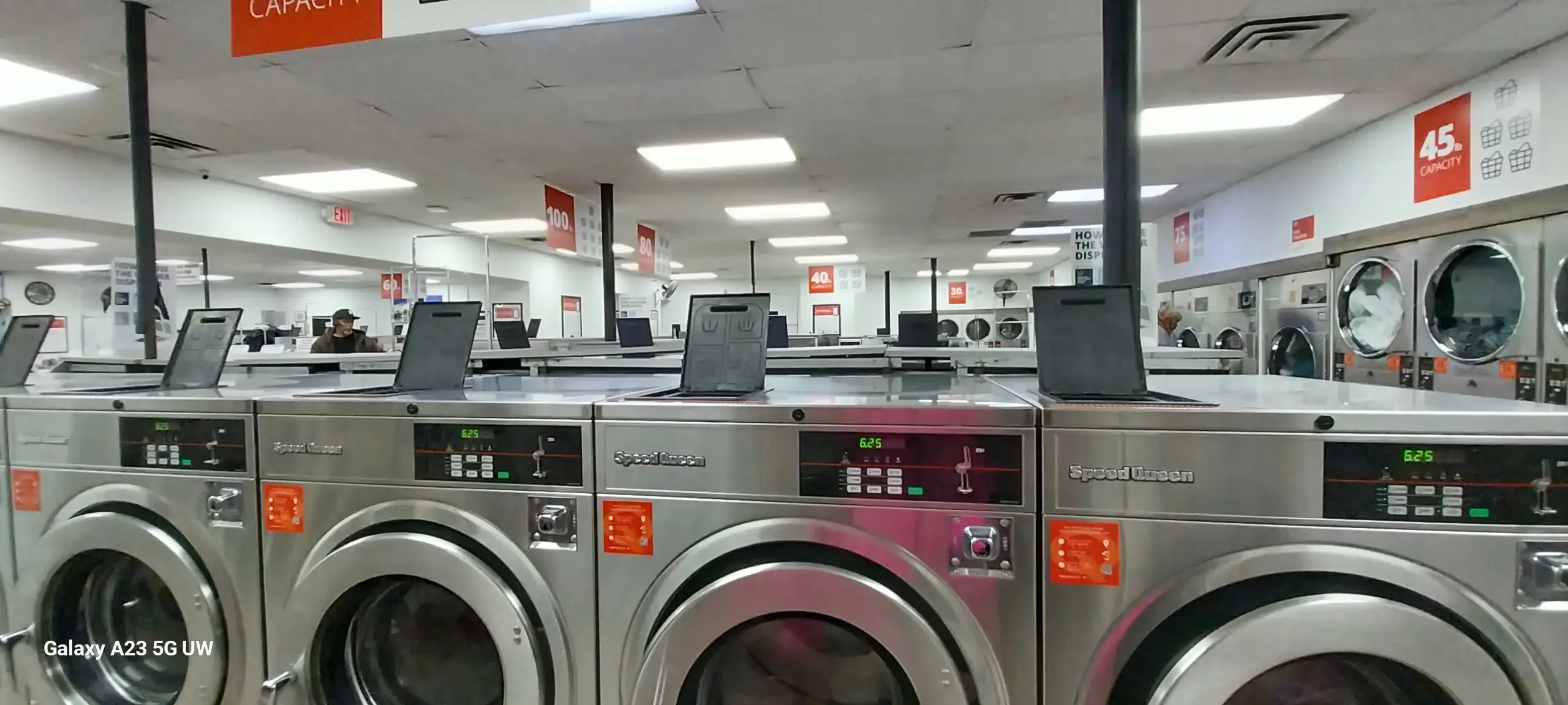 University Coin Laundromat - Image 17